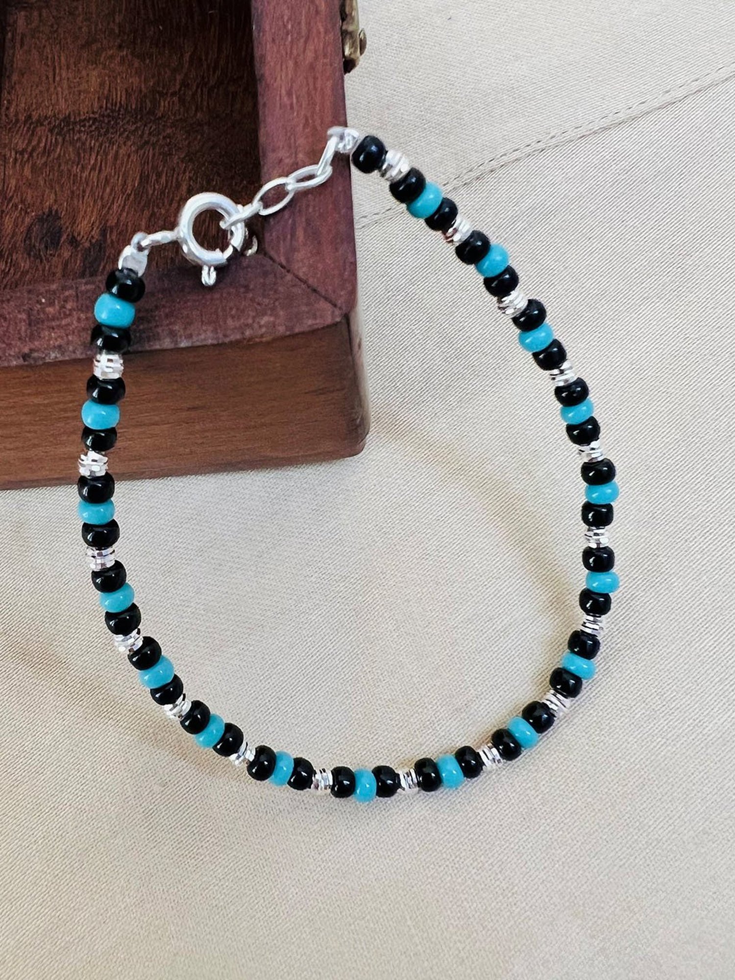 Arte Jewels 925 Sterling silver Black and Blue Beads Bracelet for Women & Girls