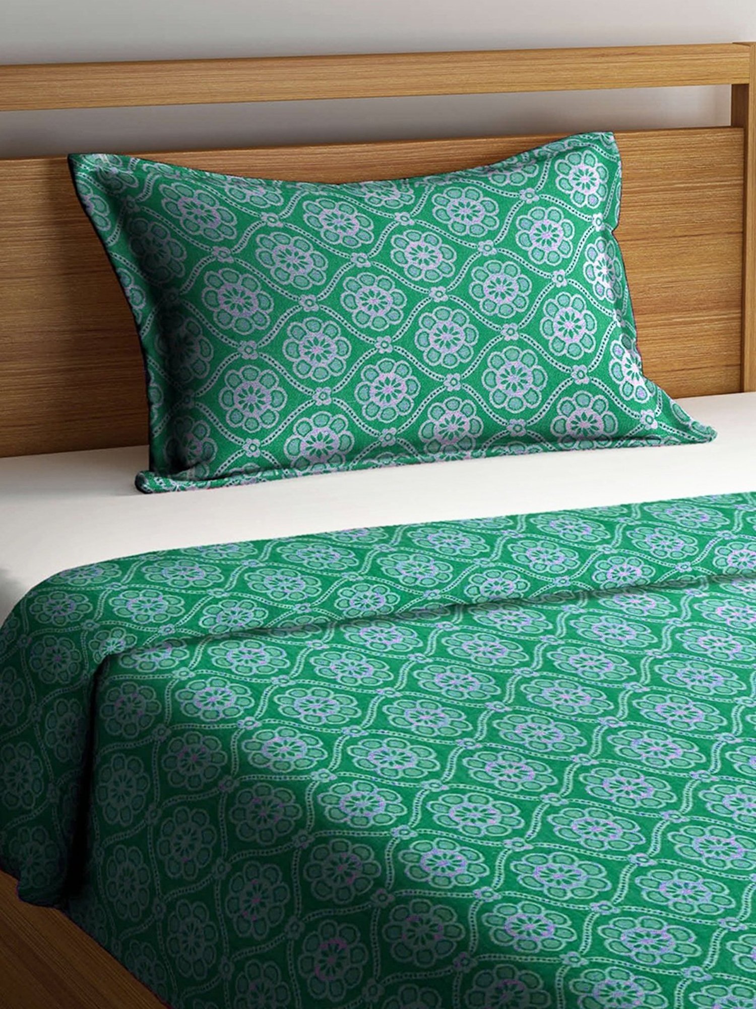 Klotthe Woven Green 350 TC Cotton Single Bed Cover with 1 Pillow Cover