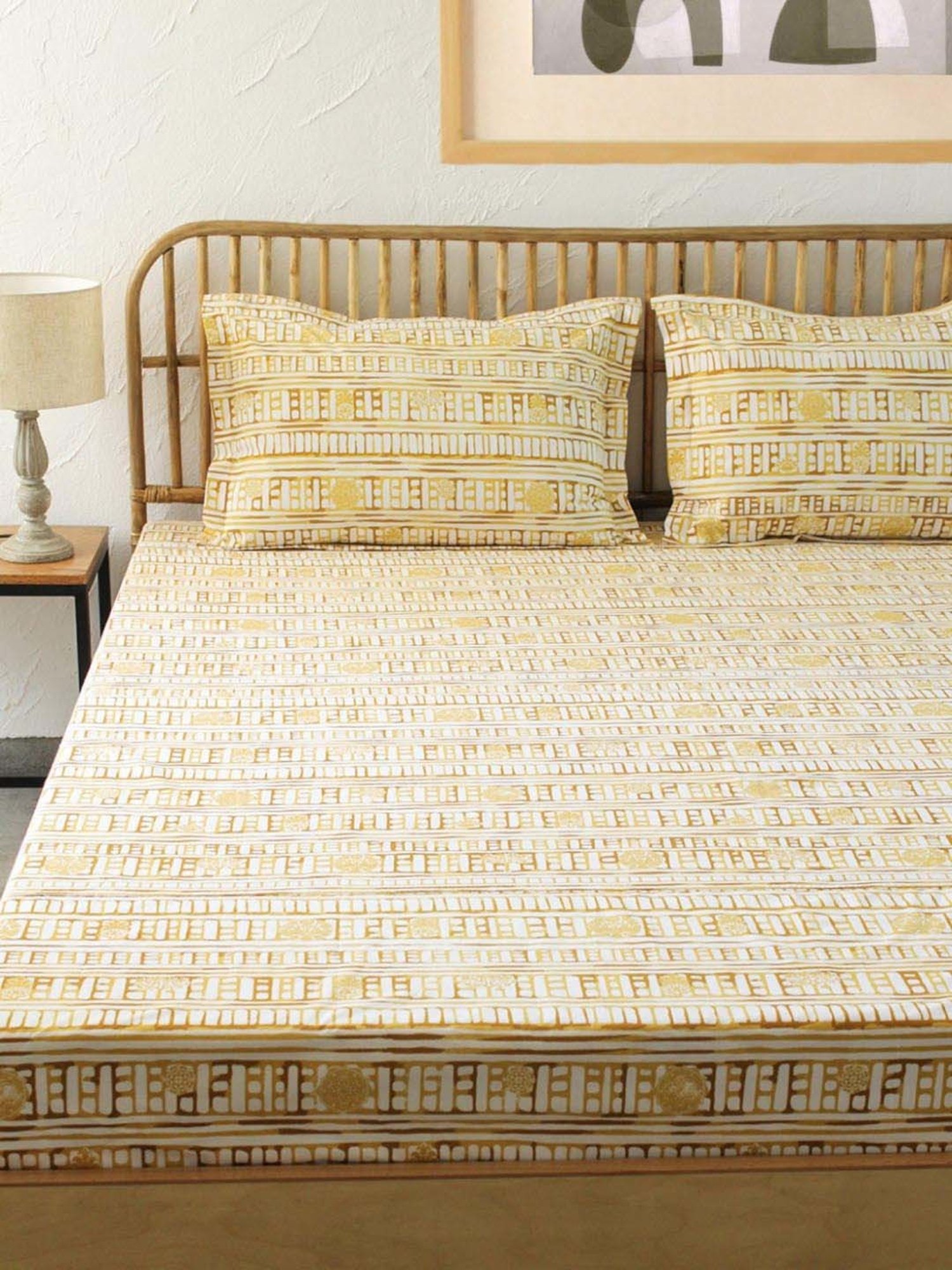 House This Sanchi Yellow 180 TC Cotton Bed Sheet with Pillow Covers