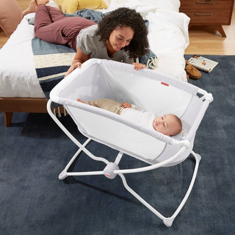 Simmons Kids' Silent Auto Gliding Deluxe Bassinet - Embossed Paisley