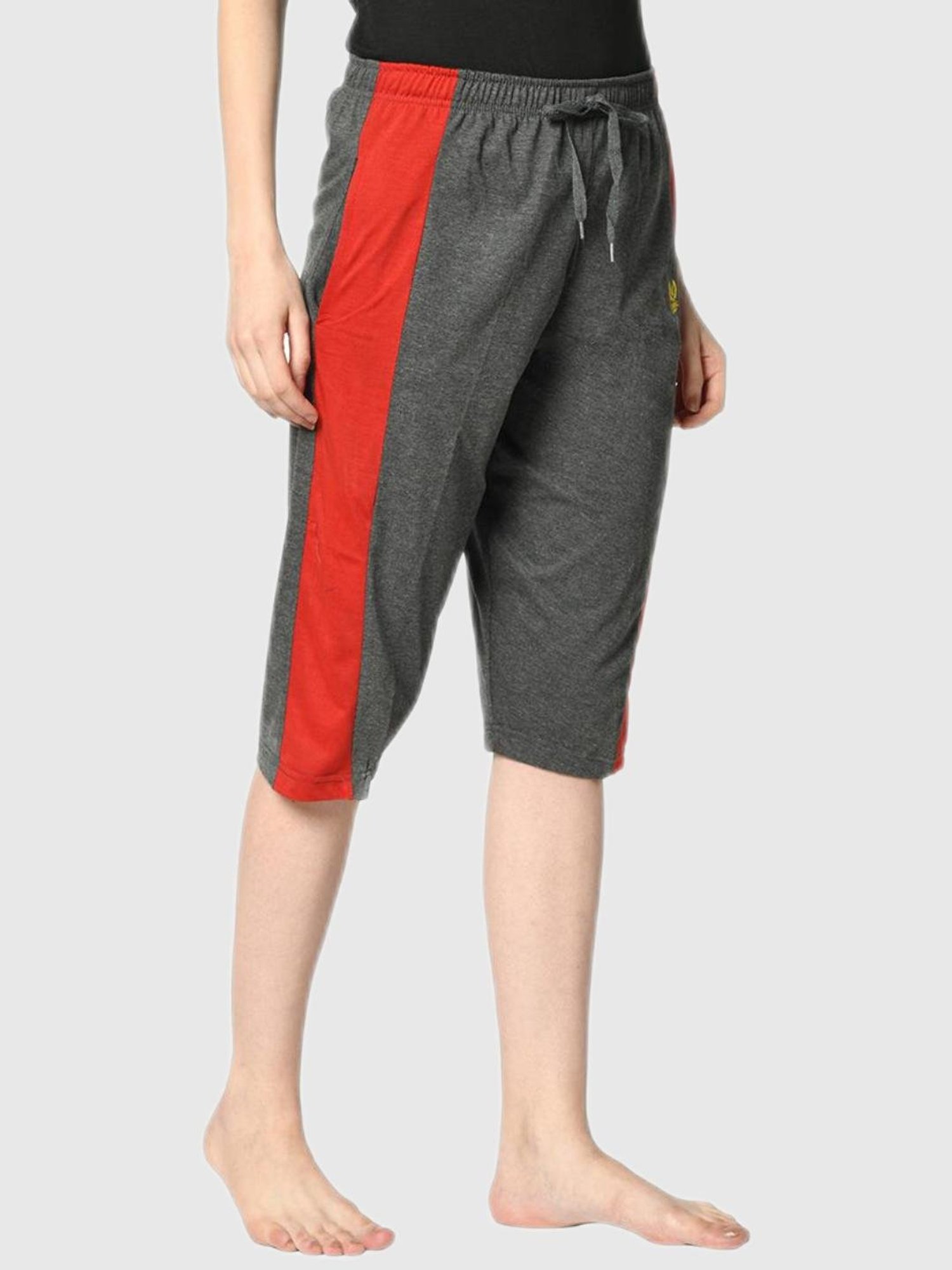 KENDALL + KYLIE Black High Rise Capris