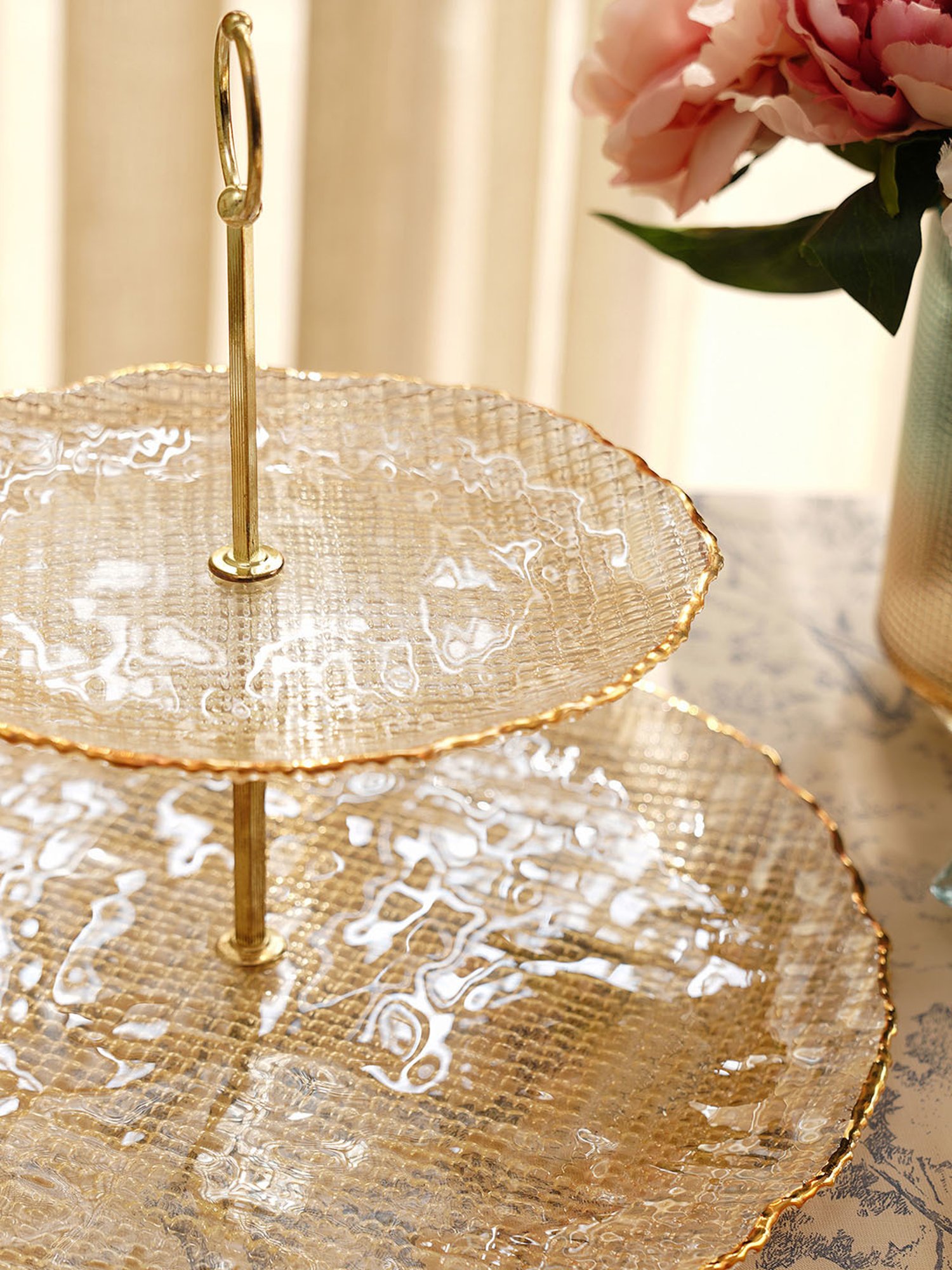 Pure Home and Living Gold Glass Cake Stand