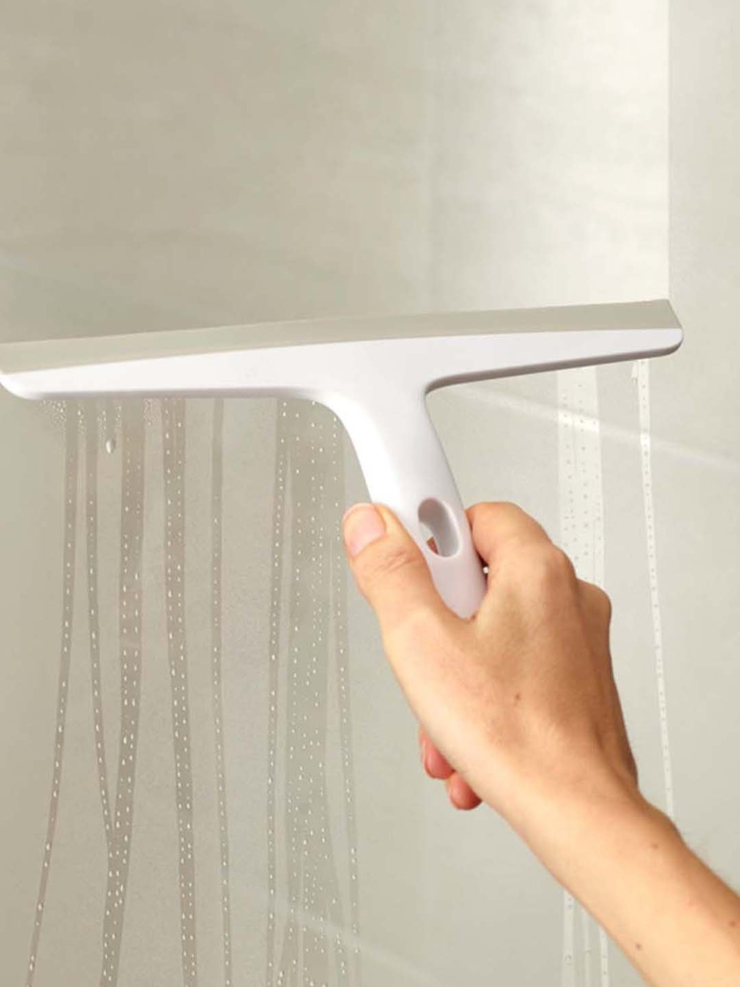 JOSEPH JOSEPH White Plastic Slimline Squeegee - Set of 1