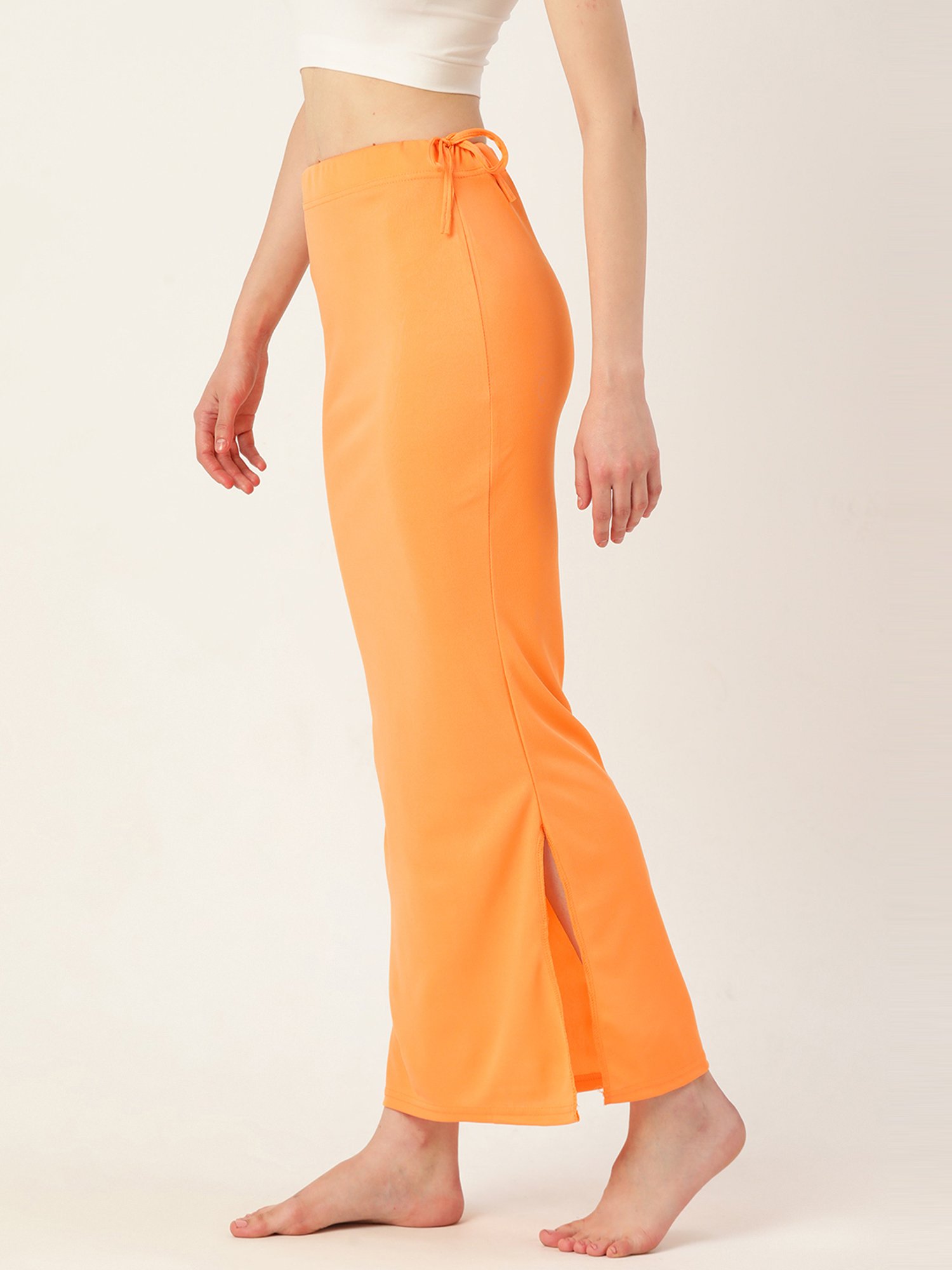 Ms.Lingies Yellow Plain Saree Shapewear