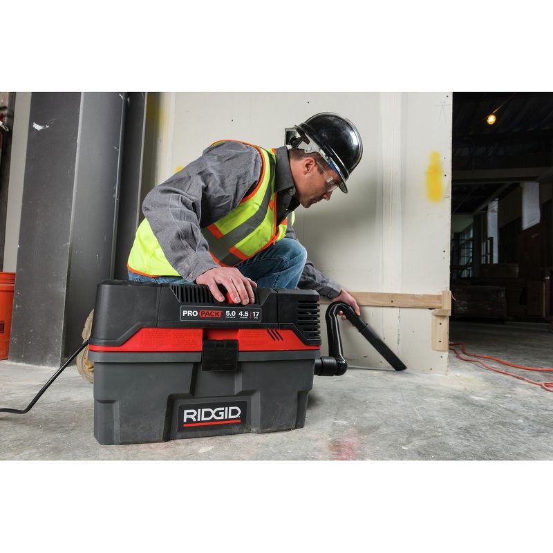 PORTER-CABLE PCX18301-4B 4 Gallon 4Hp Wet/Dry Vacuum, Stainless Steel (Certified Refurbished)