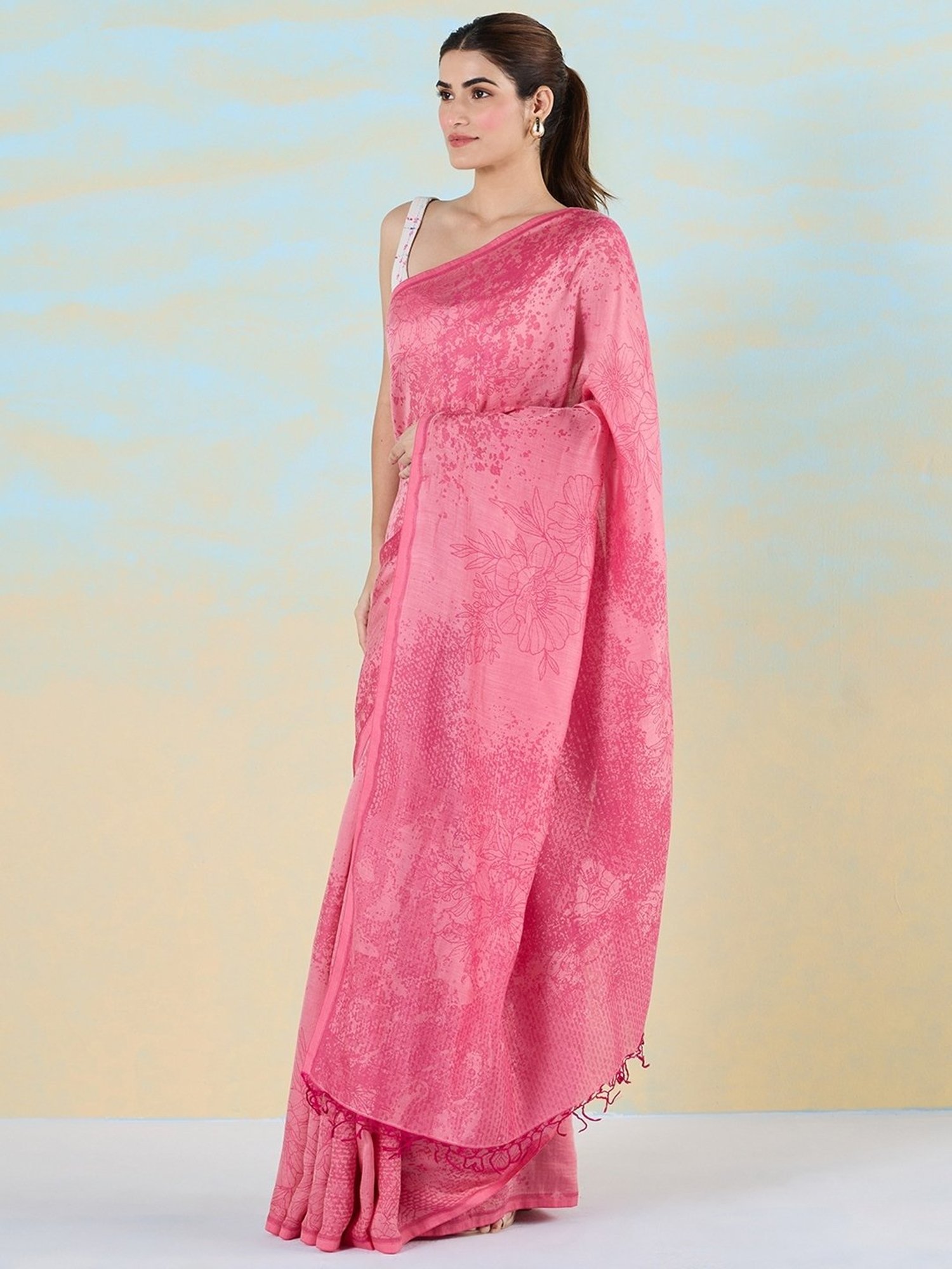 navyasa by liva Pink Floral Print Saree With Unstitched Blouse