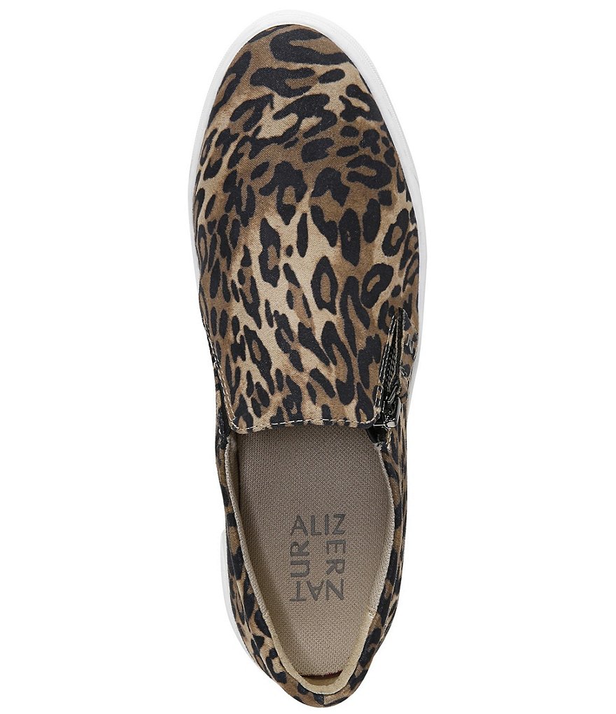 Trotters Kiera Suede Kitten Heel Pumps