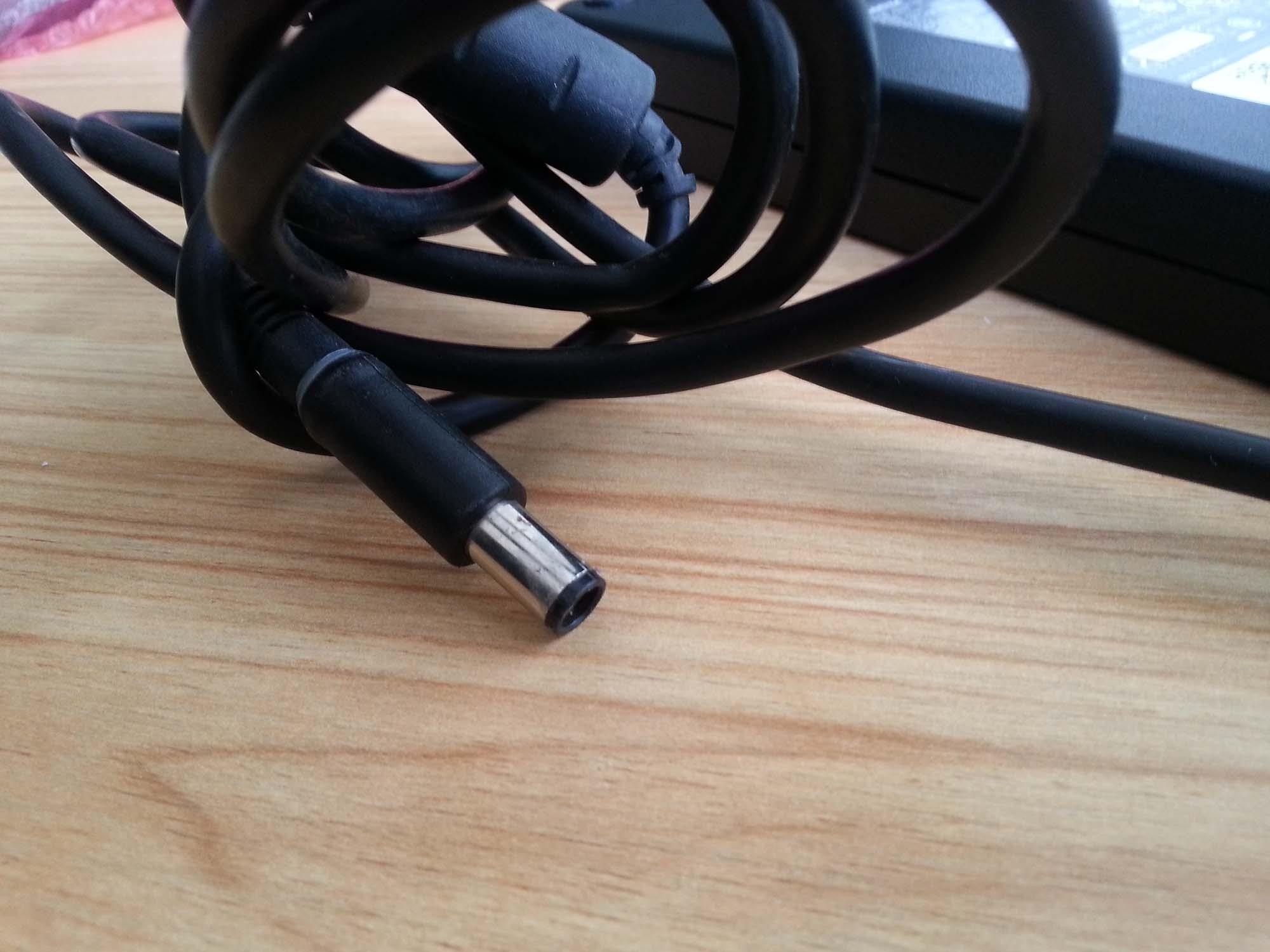 AC ADAPTER FOR Dell Precision M4800 Mobile Workstation