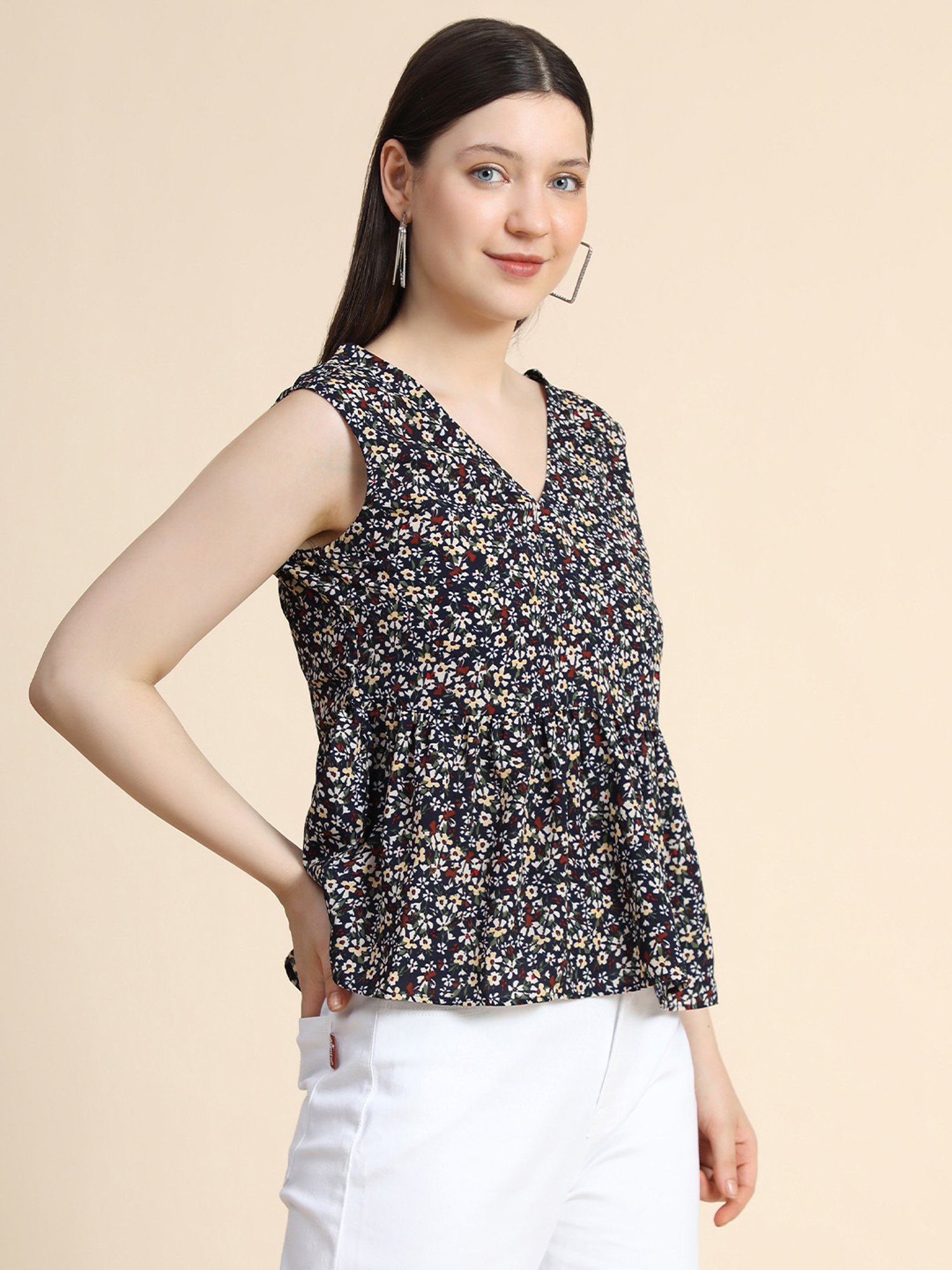 KERI PERRY Multicolor Floral Print Top