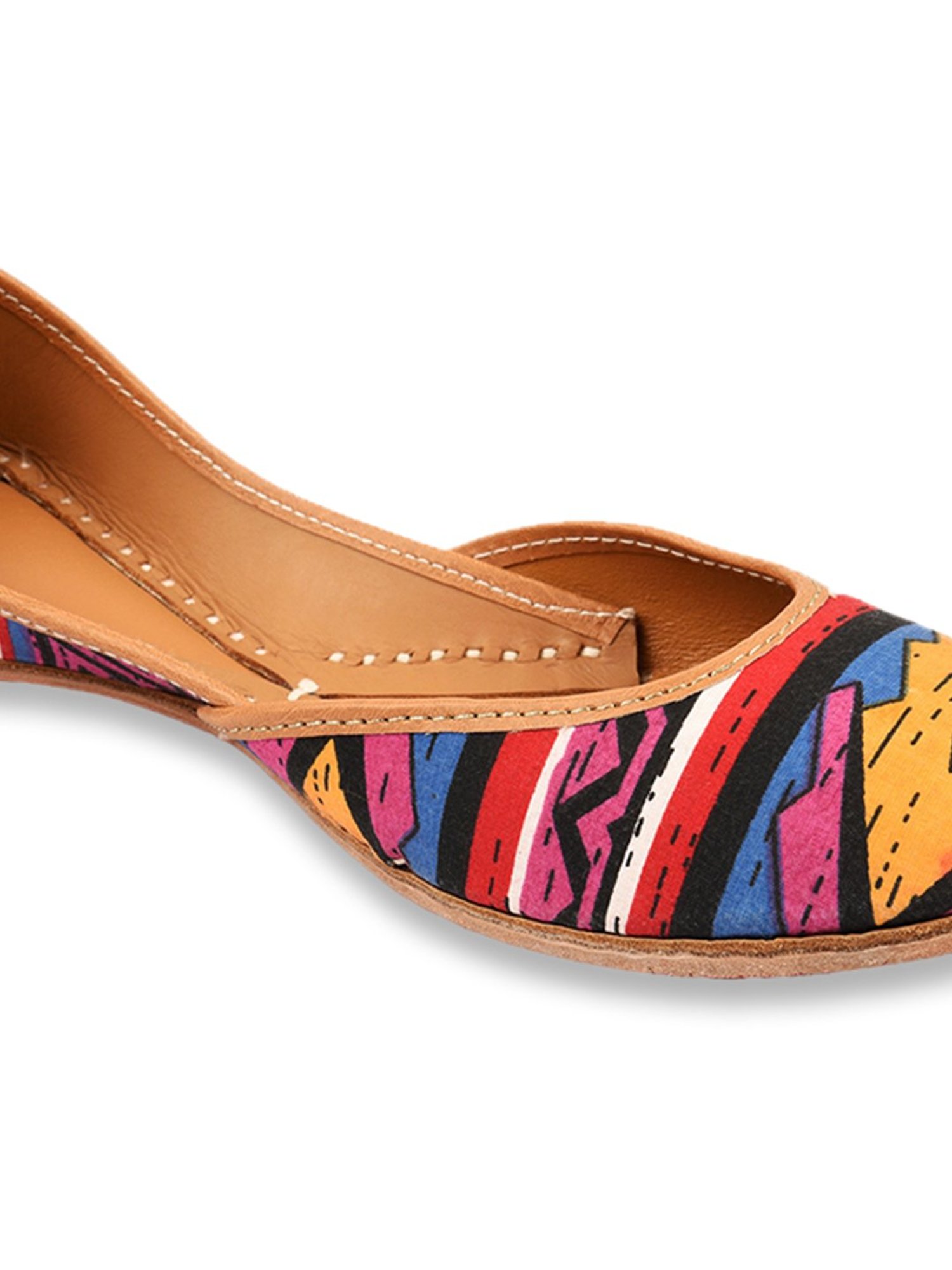 Desi Colour Women's Multicoloured Ethnic Juttis