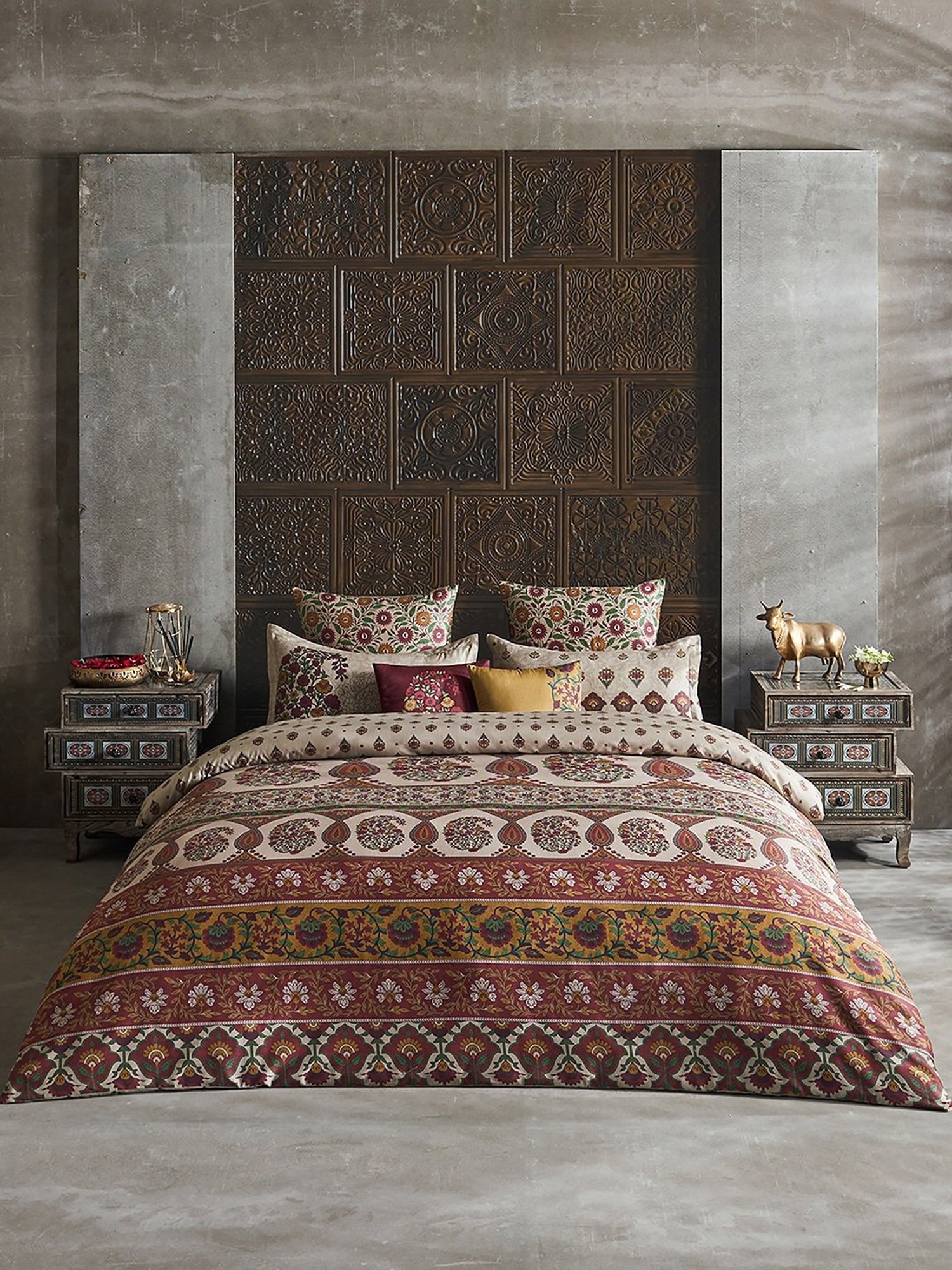 DDecor Printed Red 210 TC Cotton King Bedding Sets