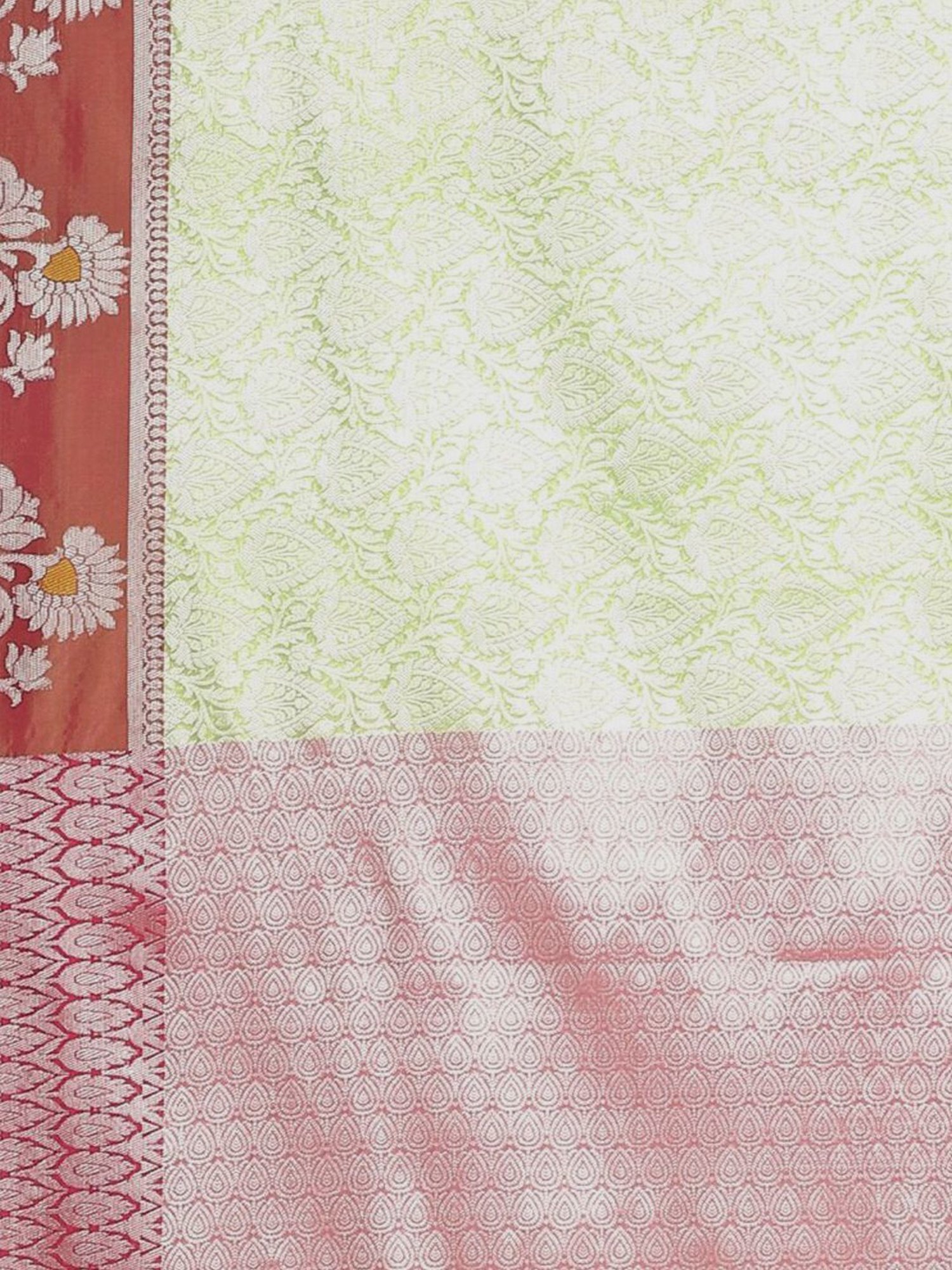 Banarasi Silk Works Green & Pink Woven Saree With Unstitched Blouse