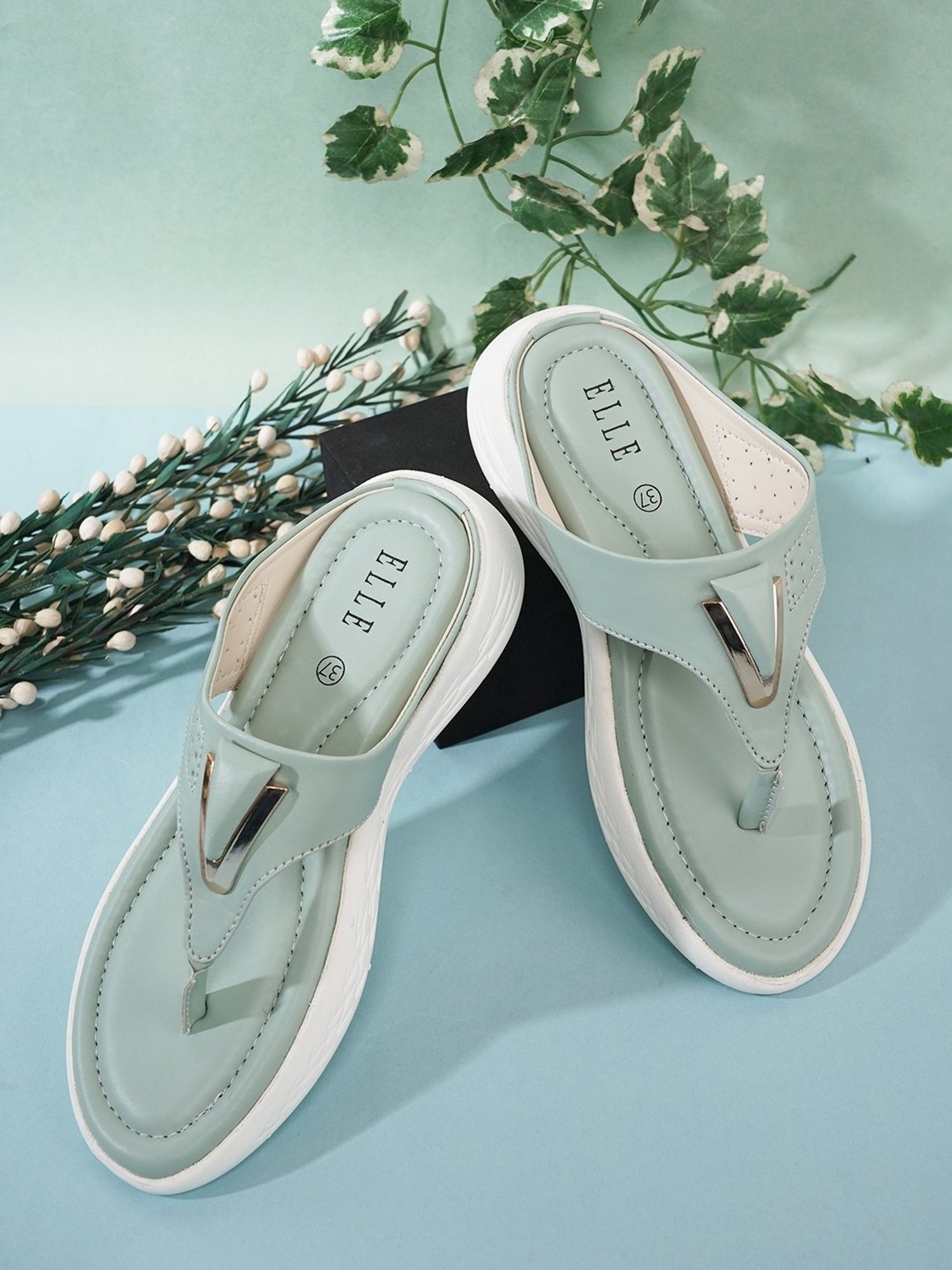 Elle Women's Pista Thong Wedges