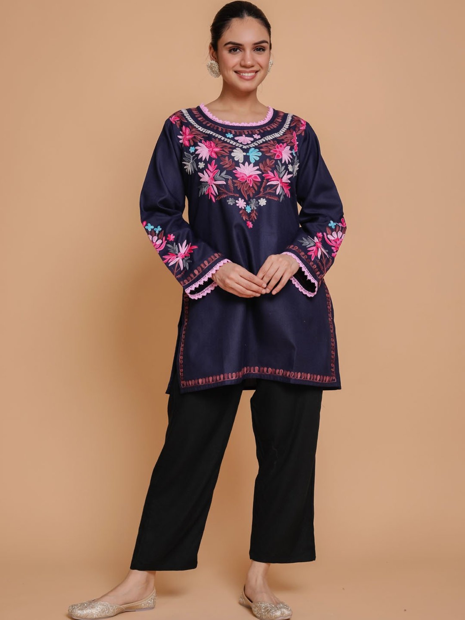 House of Kari Falak Kashmiri Short Kurta  Blue