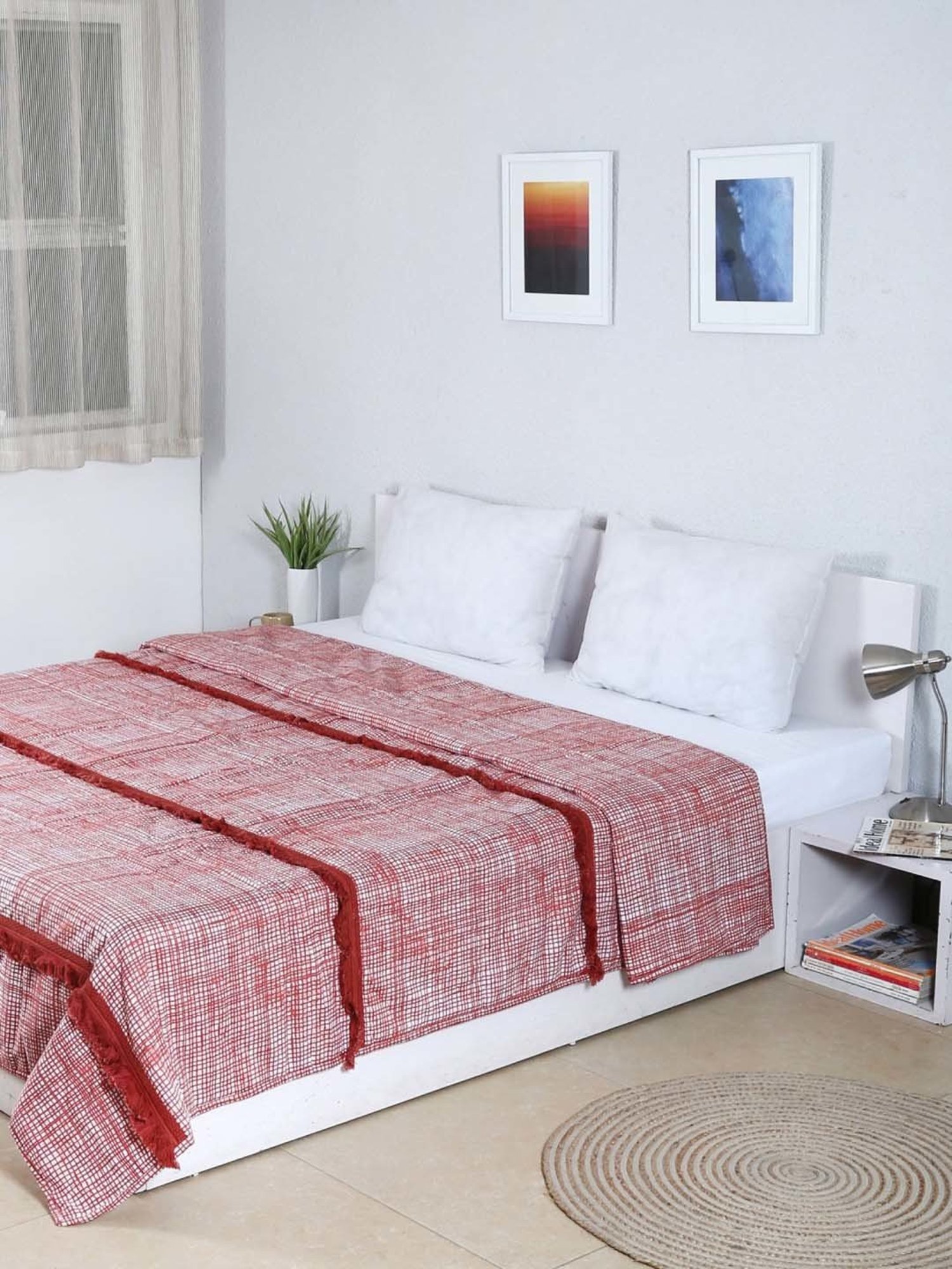 House This Kattam-Kuta Coral Cotton Bed Cover - Set of 1