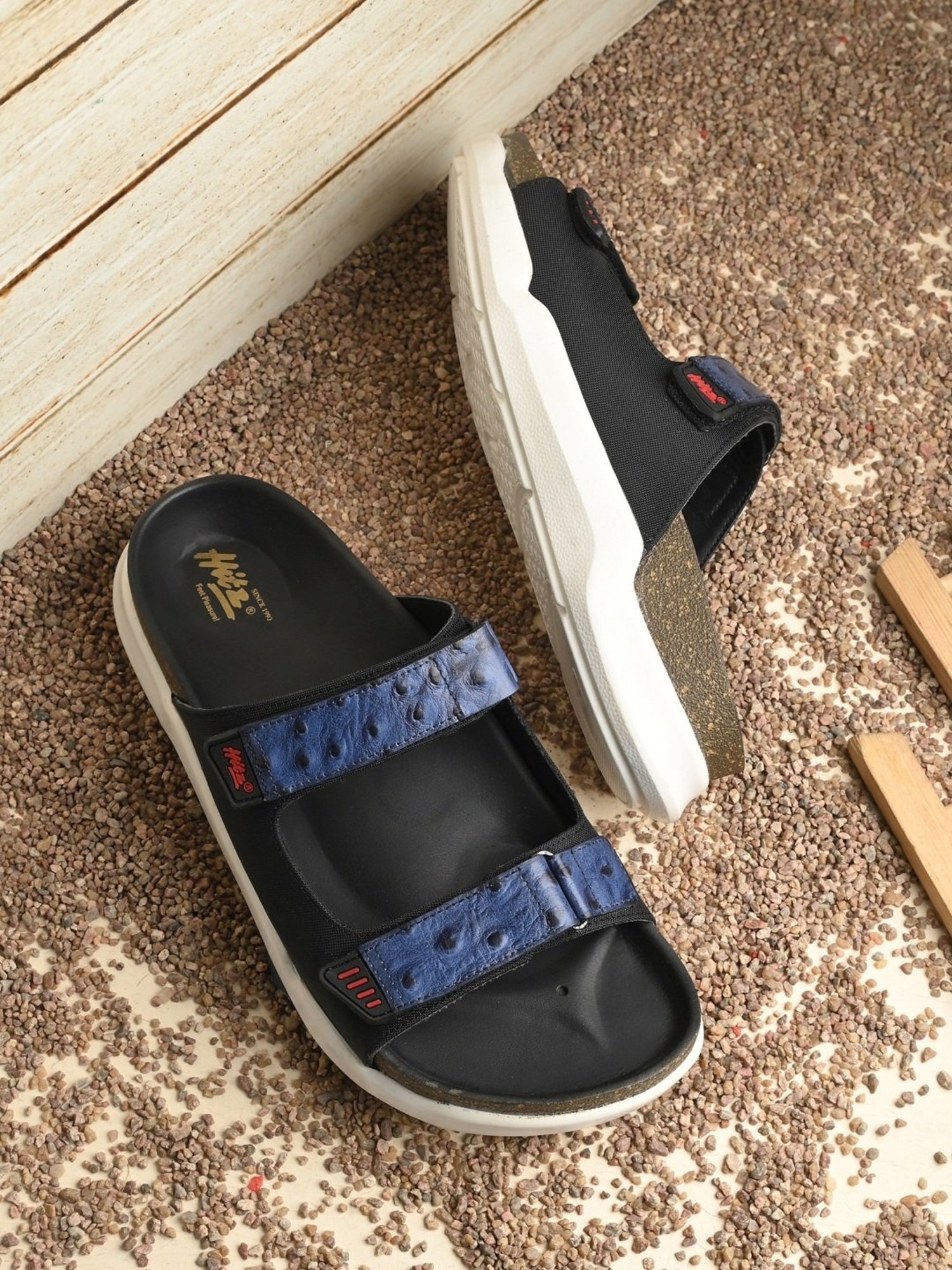 Hitz Men's Blue Casual Sandals