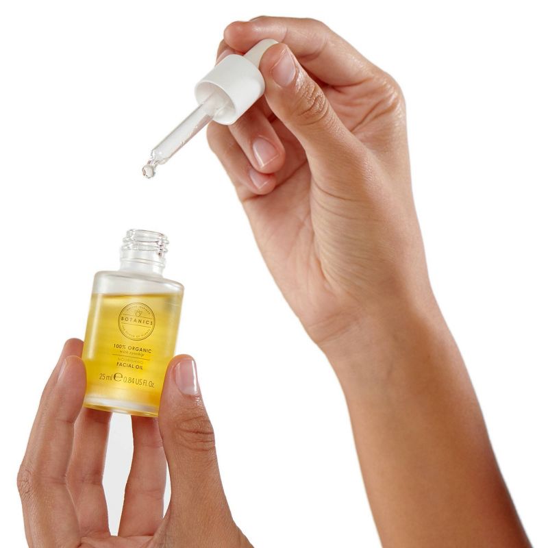 Botanics Organic Facial Oil - .84 fl oz