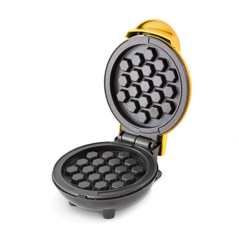Dash Mini Honeycomb Waffle Maker