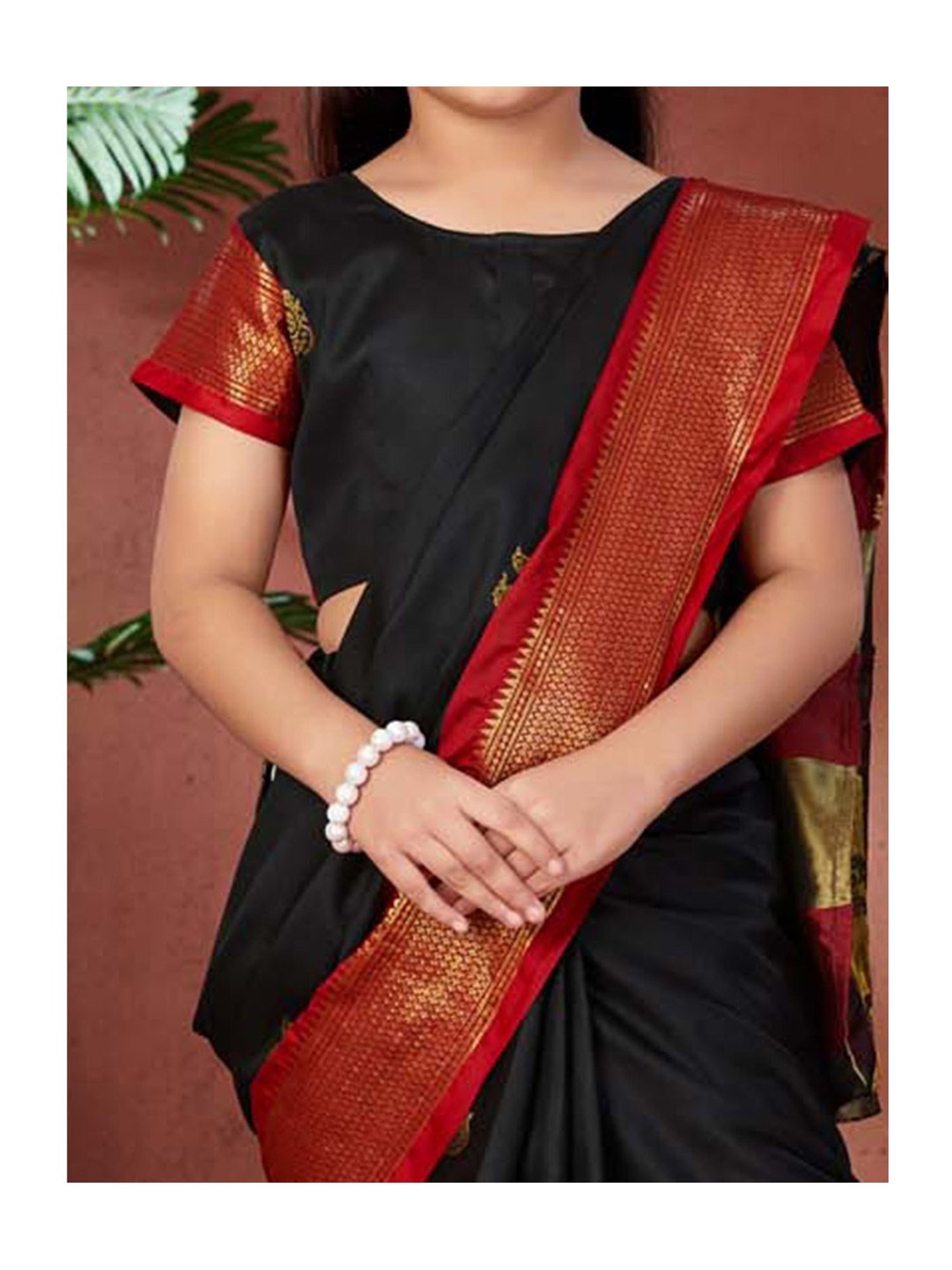 LilPicks Kids Green & White Regular Fit Saree