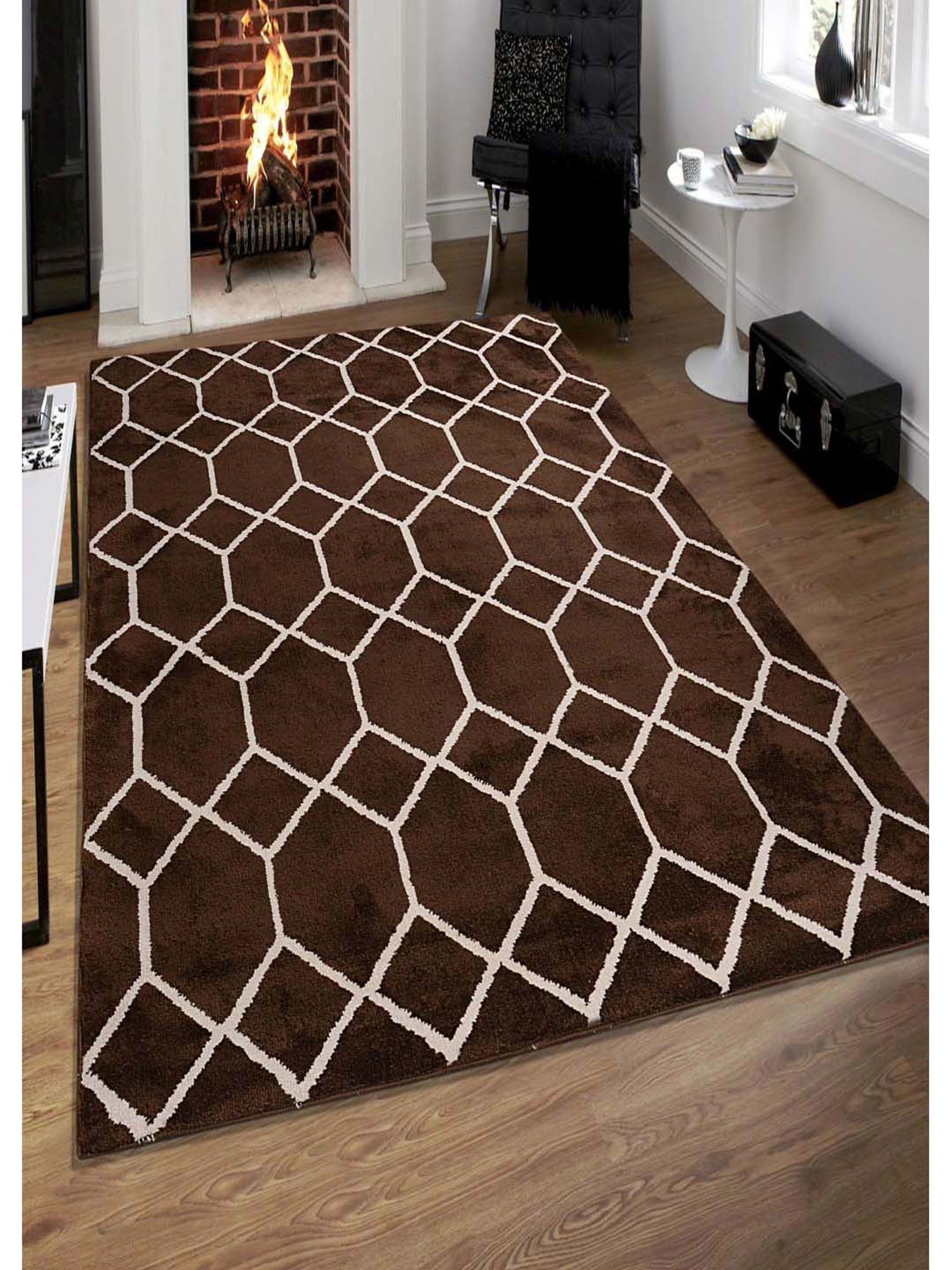 Saral Home Brown & White Carpet - Set of 1
