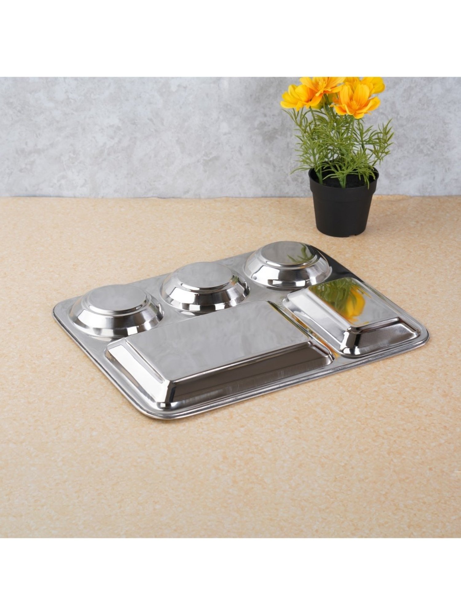 Nestasia Premium Quality Mandala Yellow Spiral Printed Square Shaped Ceramic Plate With Handle