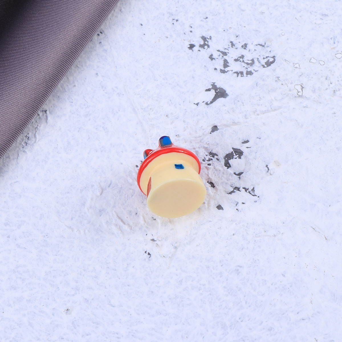 Mushroom House Micro Landscape Decoration Miniatures Terrarium mini house Decor DIY Lovely Mushroom Shaped Moss Ornaments Accessories (Extra Small Size, Red)