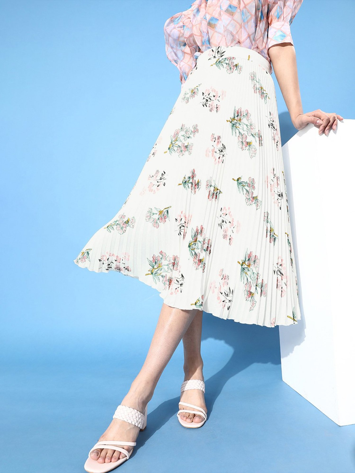 Belle Fille White Floral Print Skirt