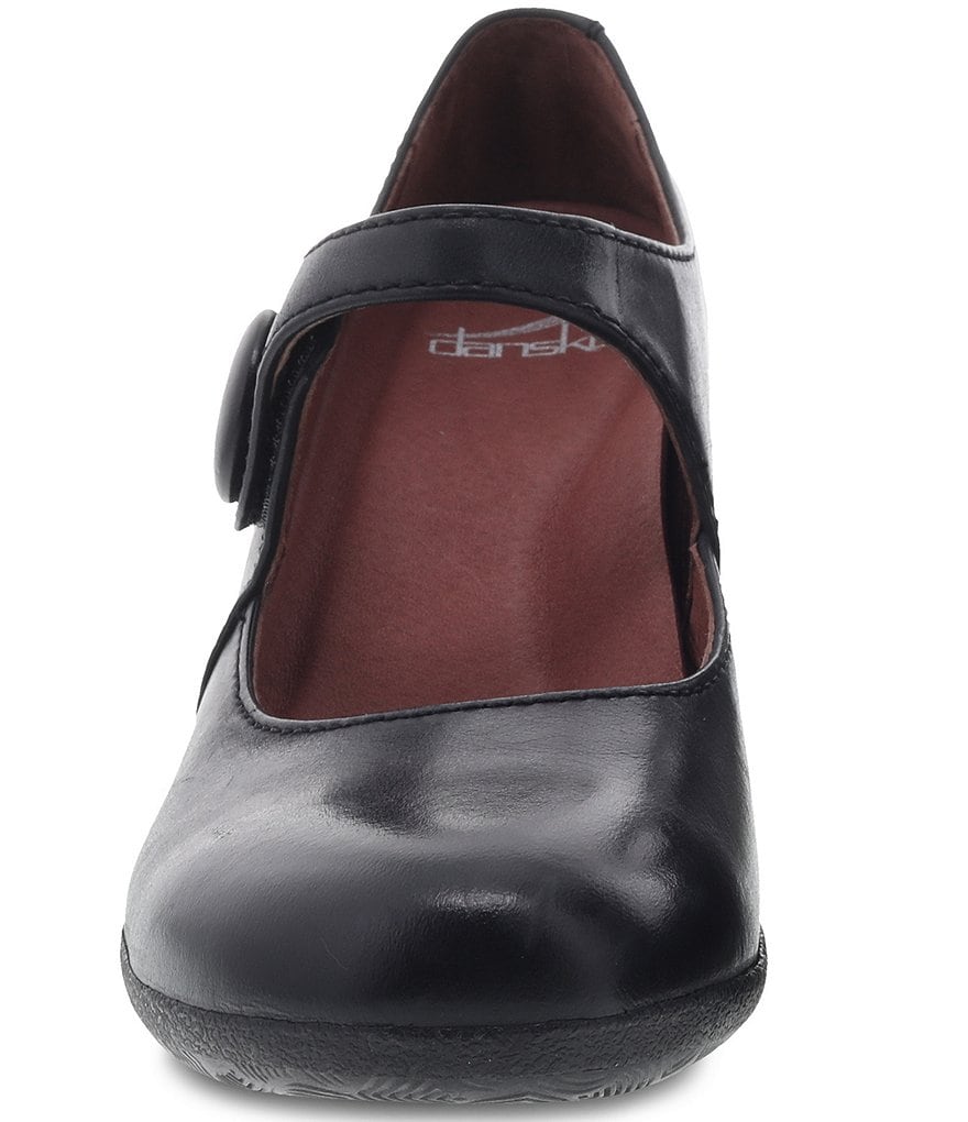 Deltan Tessa Croc-Embossed T-Strap Block Heel Pumps