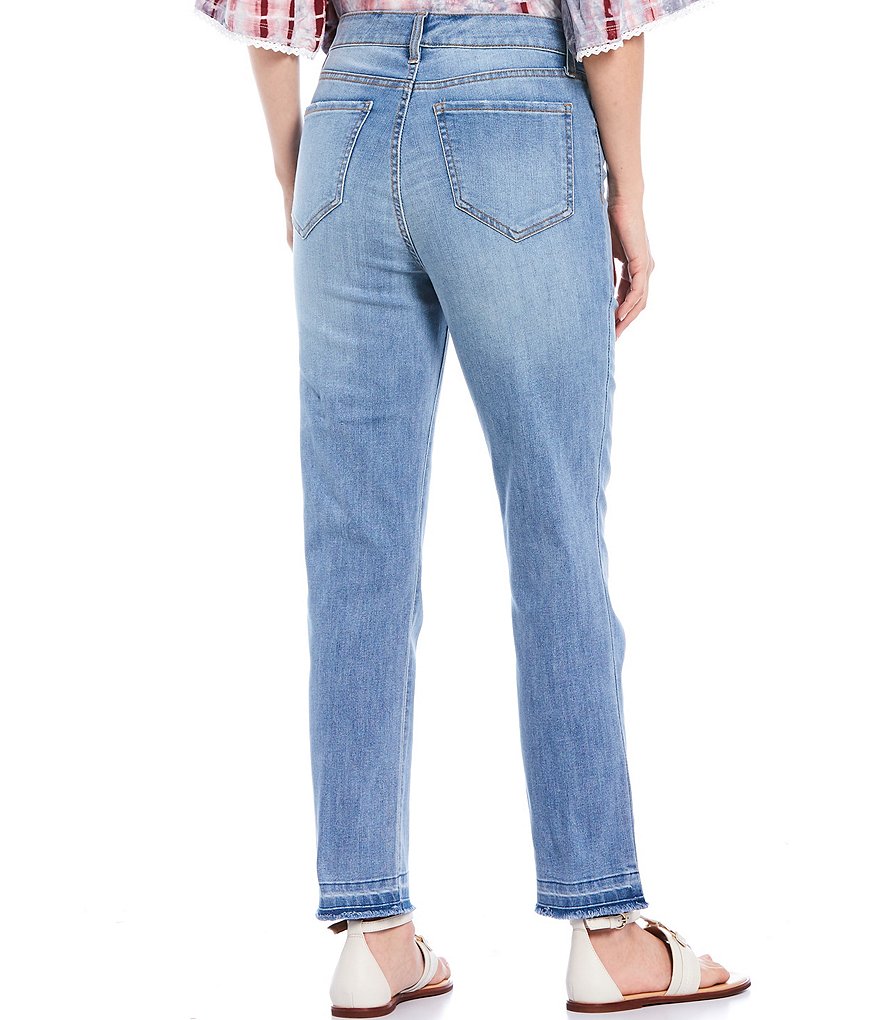 Code Bleu Classic Straight Leg Frayed Hem Ankle Jeans
