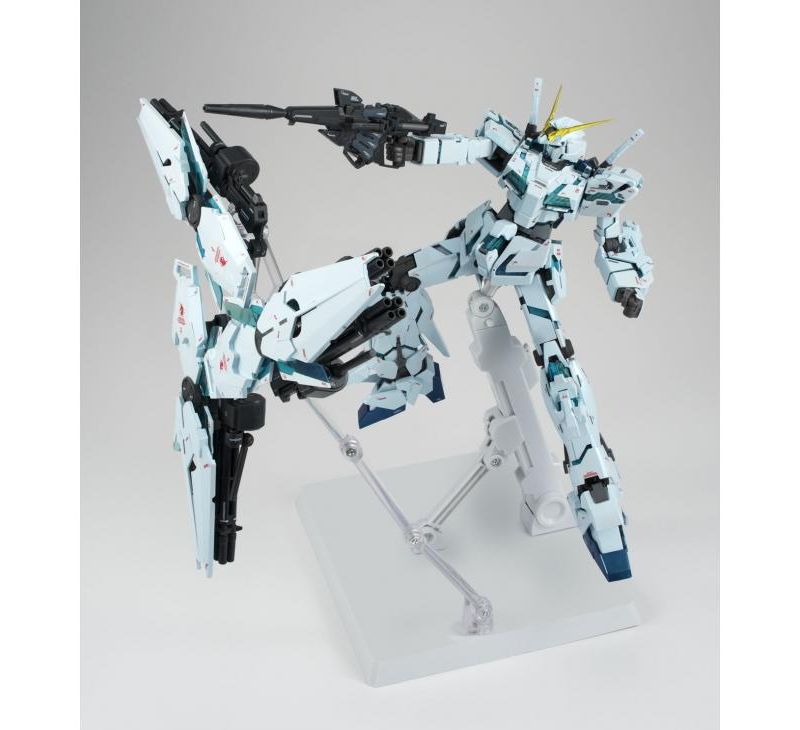 Gundam Fix Configuration Metal Composite - Unicorn Gundam - Final Battle Ver. Action figures