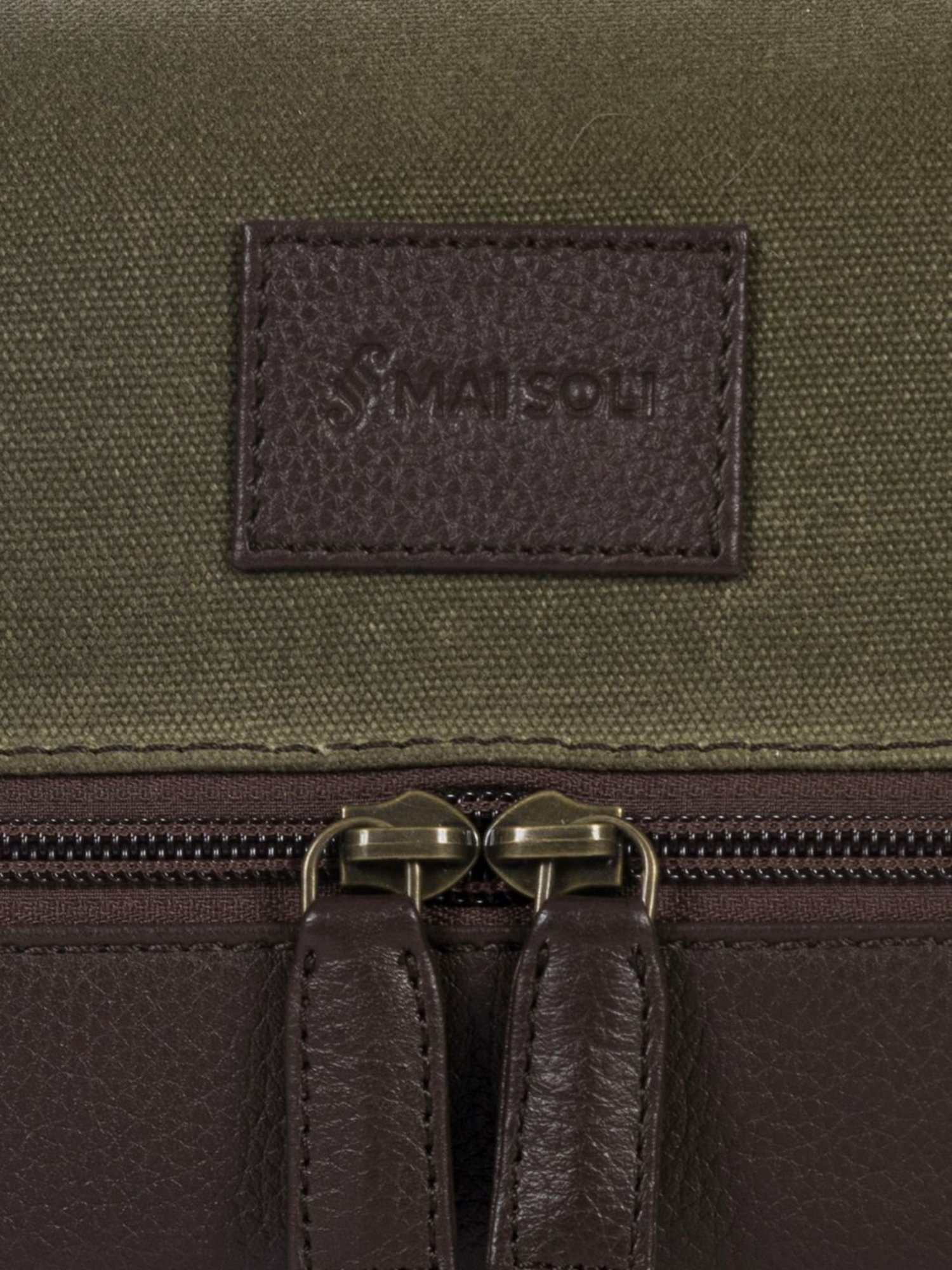 Louis Stitch Brunette Brown Leather Medium Toiletry Pouch