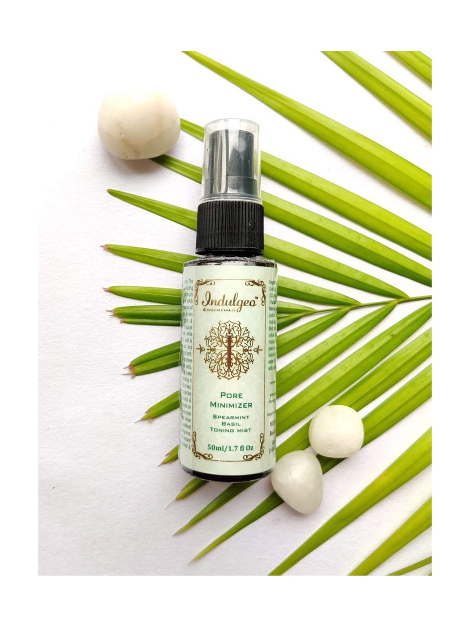 Indulgeo Essentials Pore Minimizer Spearmint & Basil Toning Mist - 50 ml