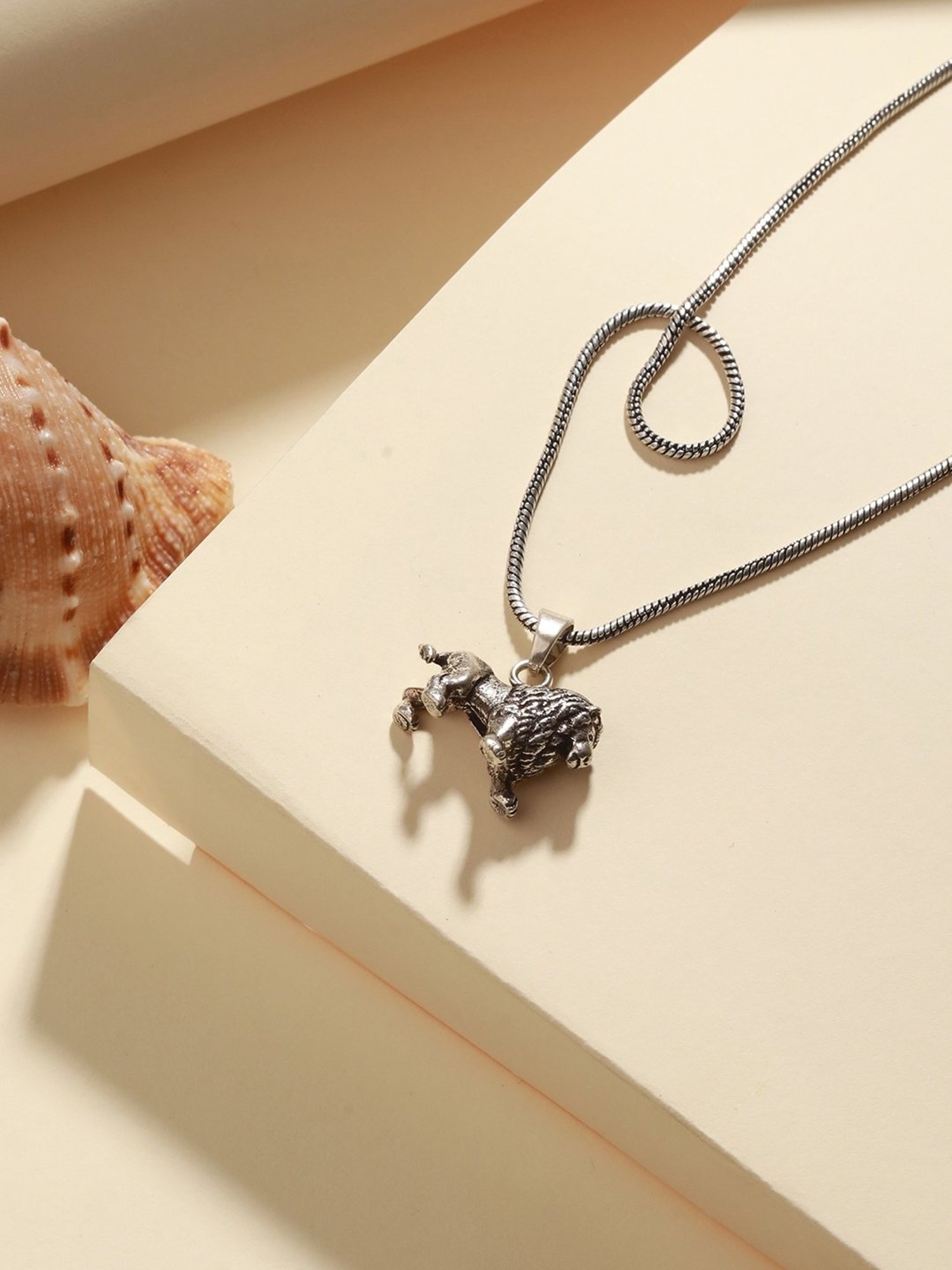 Bold by Priyaasi Lion Black Casual Pendant With Chain for Men