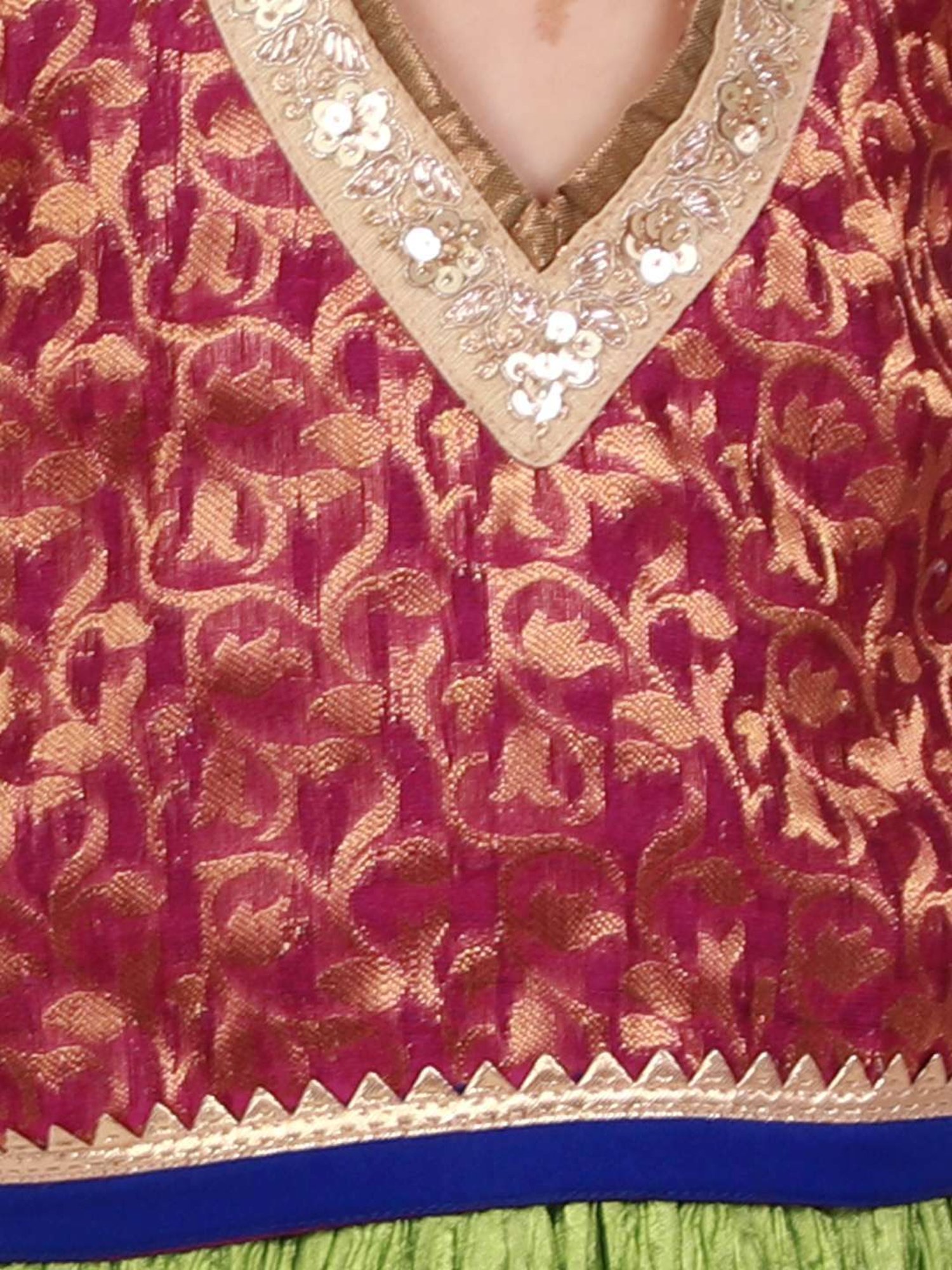 TWISHA Kids Red & Green Embellished Top Set