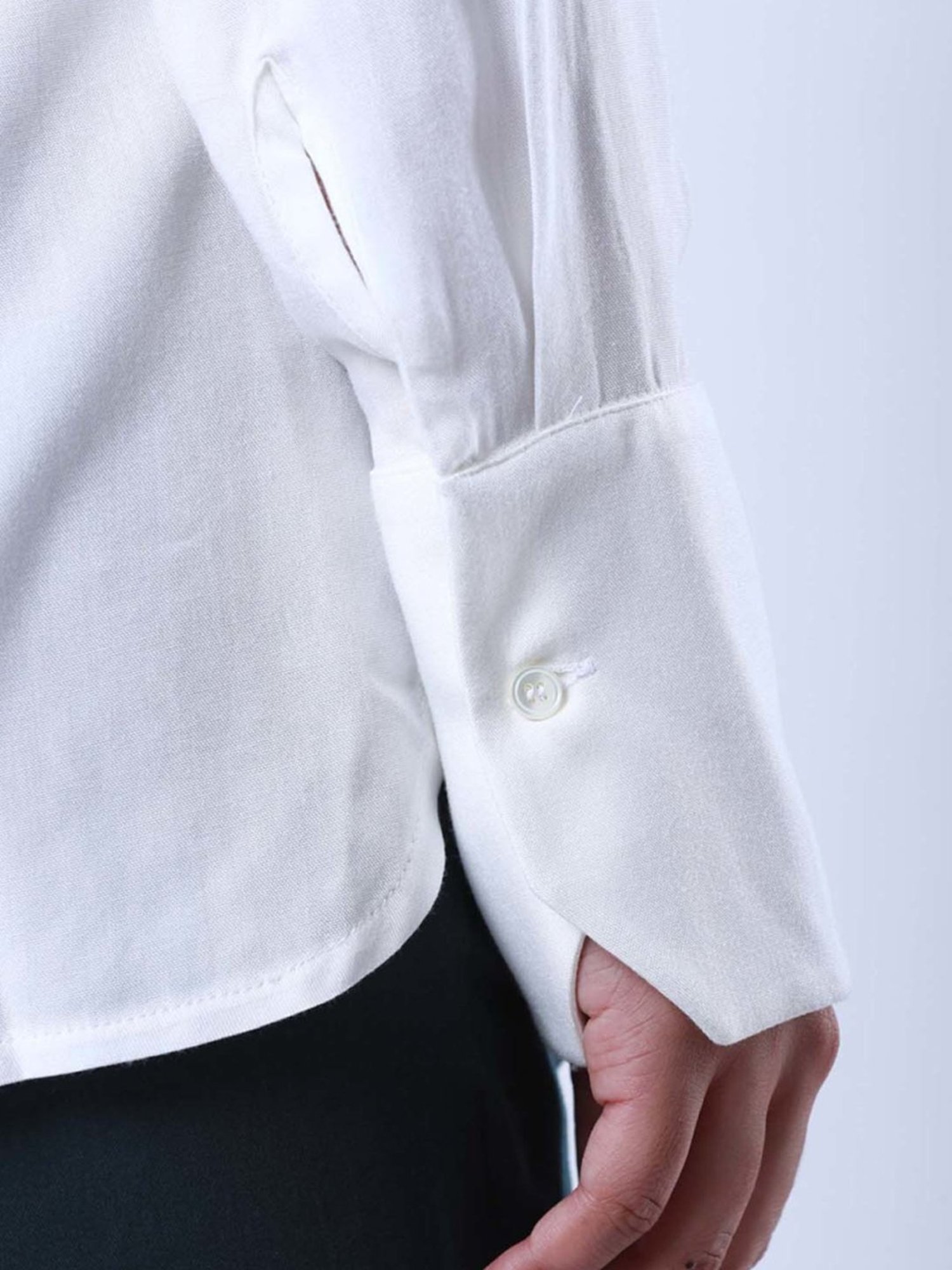 Qua Ecru The Uber Relaxed Shirt