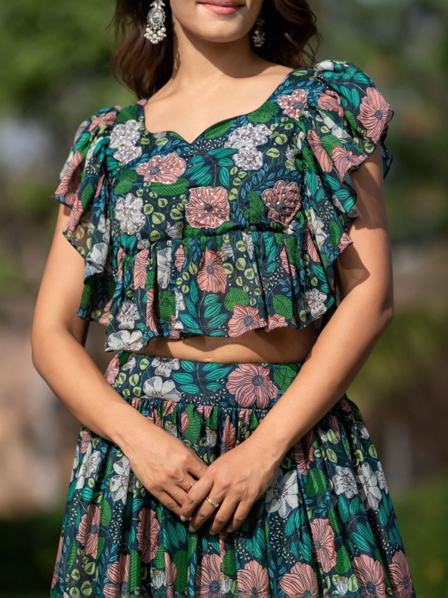 HOUSE OF JAMOTI Green Printed Crop Top Skirt Set