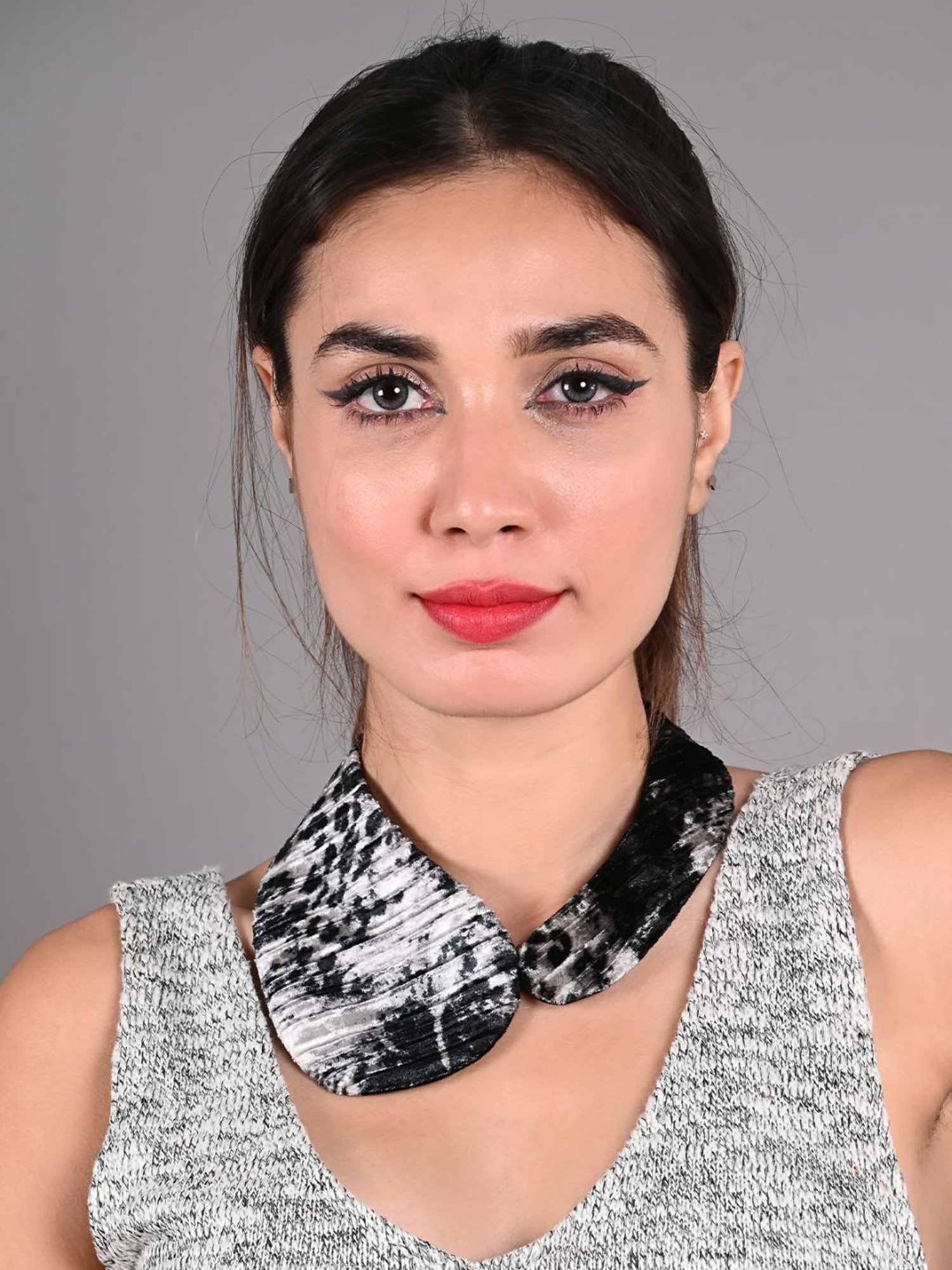 Odette Black Fabric Printed Collar