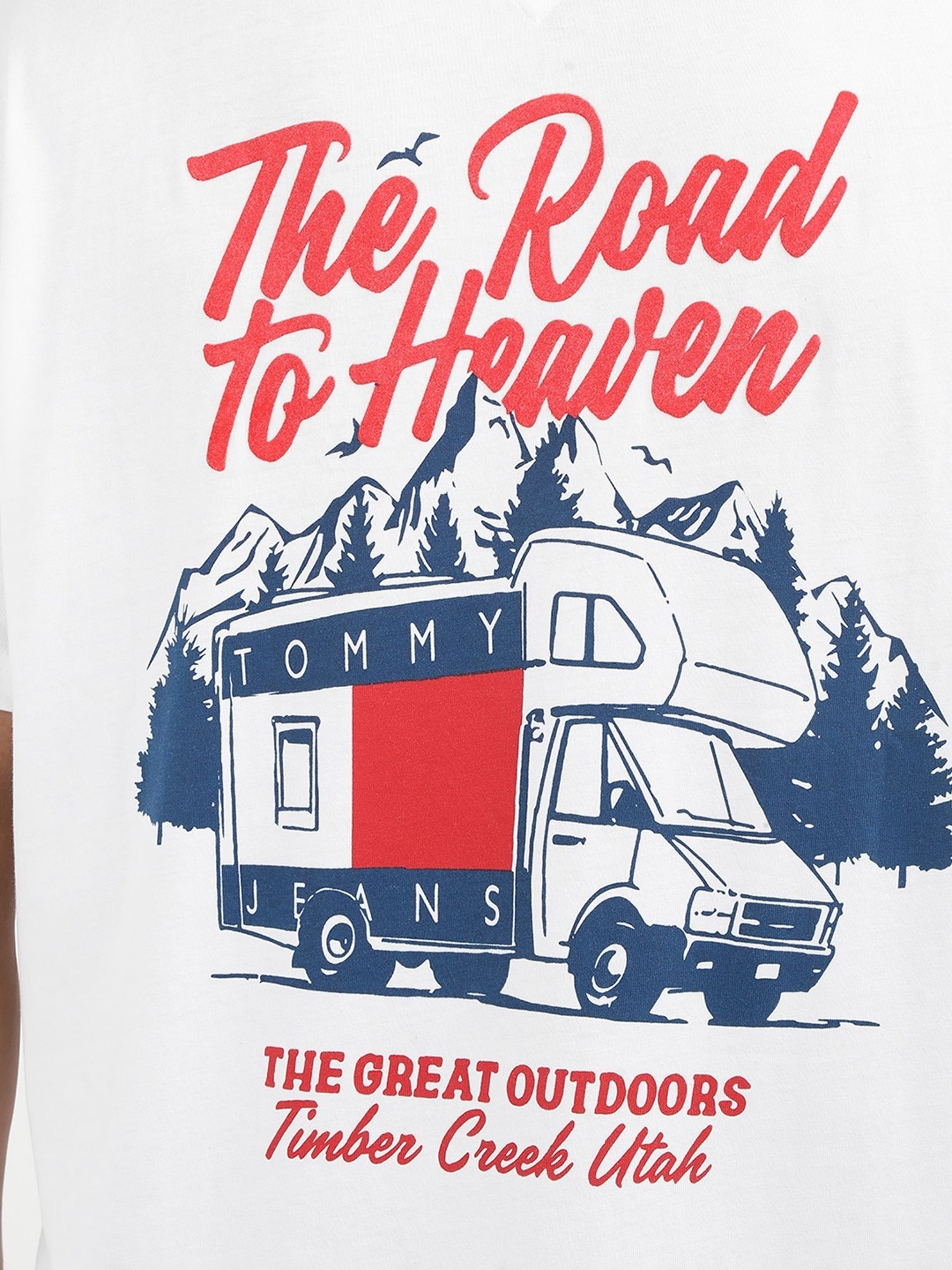 Tommy Hilfiger White Cotton Regular Fit Graphic T-Shirt