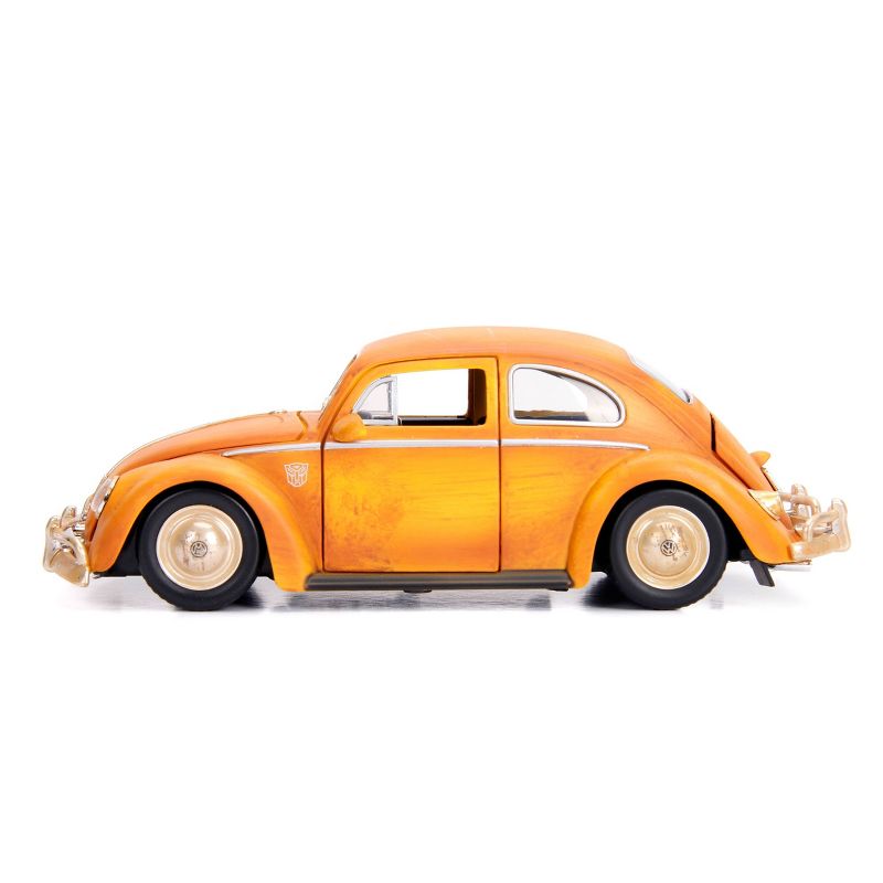 Jada Toys Hollywood Rides Transformers Bumblebee 1971 Volkswagen Beetle Die-Cast Vehicle with Charlie Die-Cast Figure 1:24 Scale Glossy Yellow