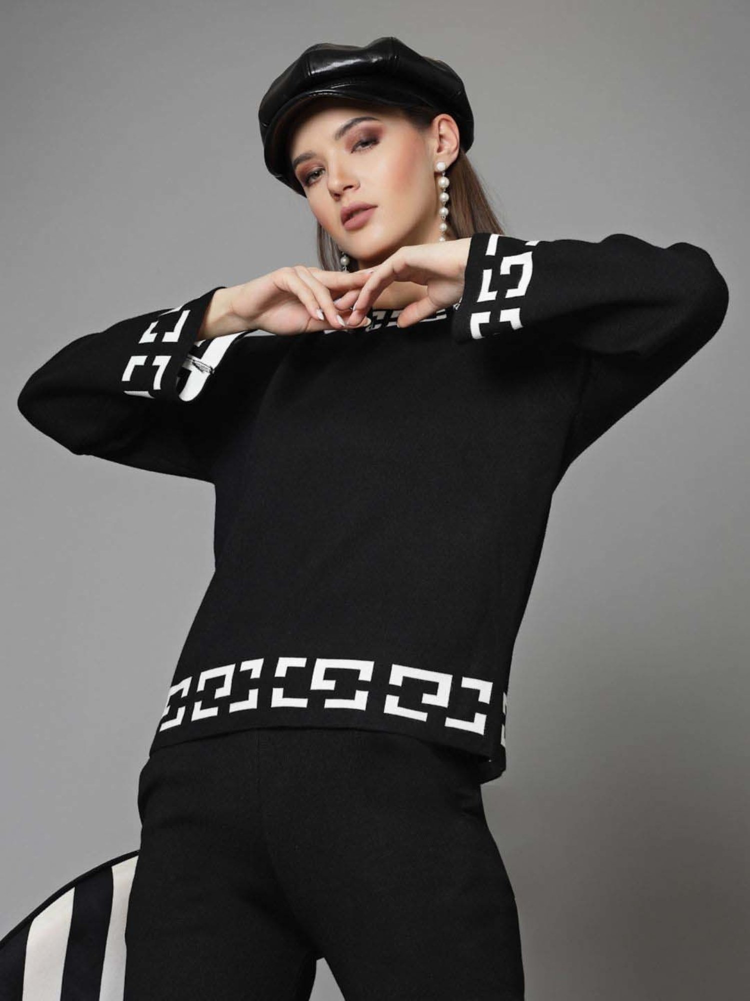 Mafadeny Black Printed T-Shirt Pants Set