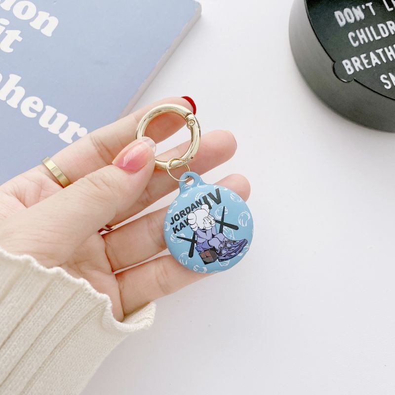 [7 PCS] Silicone Protective Case for AirTags, Tracker Lightweight Soft Protective Skin Cover Accessories with Key Chain Anti-Loss Design Compatible with Apple AirTags 2021