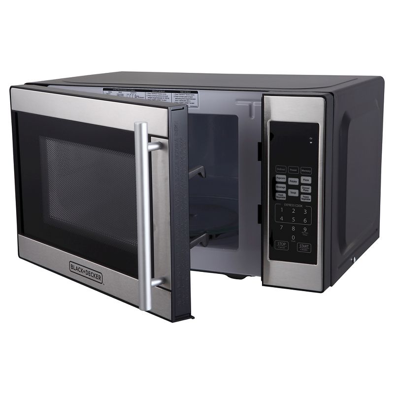 BLACK+DECKER 0.7 cu ft 700W Microwave Oven - Black EM720CPN-P