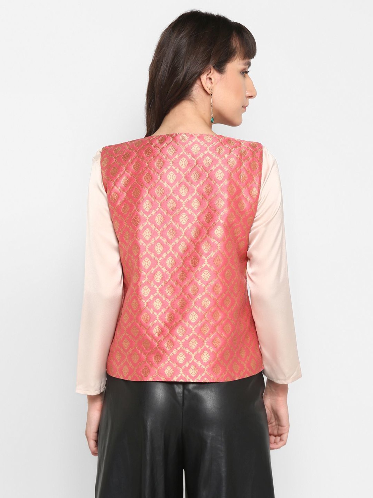 Hangup Pink Jacquard Pattern Shrug