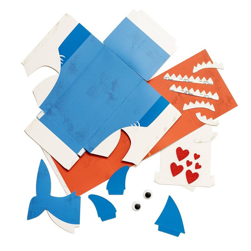 22"x33" Seek & Find Coloring Poster - Mondo Llama™