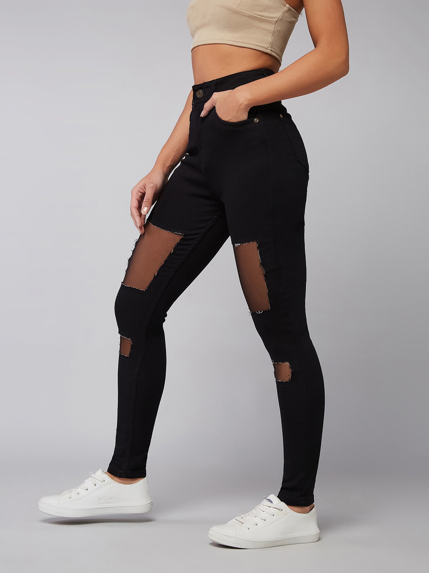 DOLCE CRUDO Black Distressed High Rise Stretchable Jeans