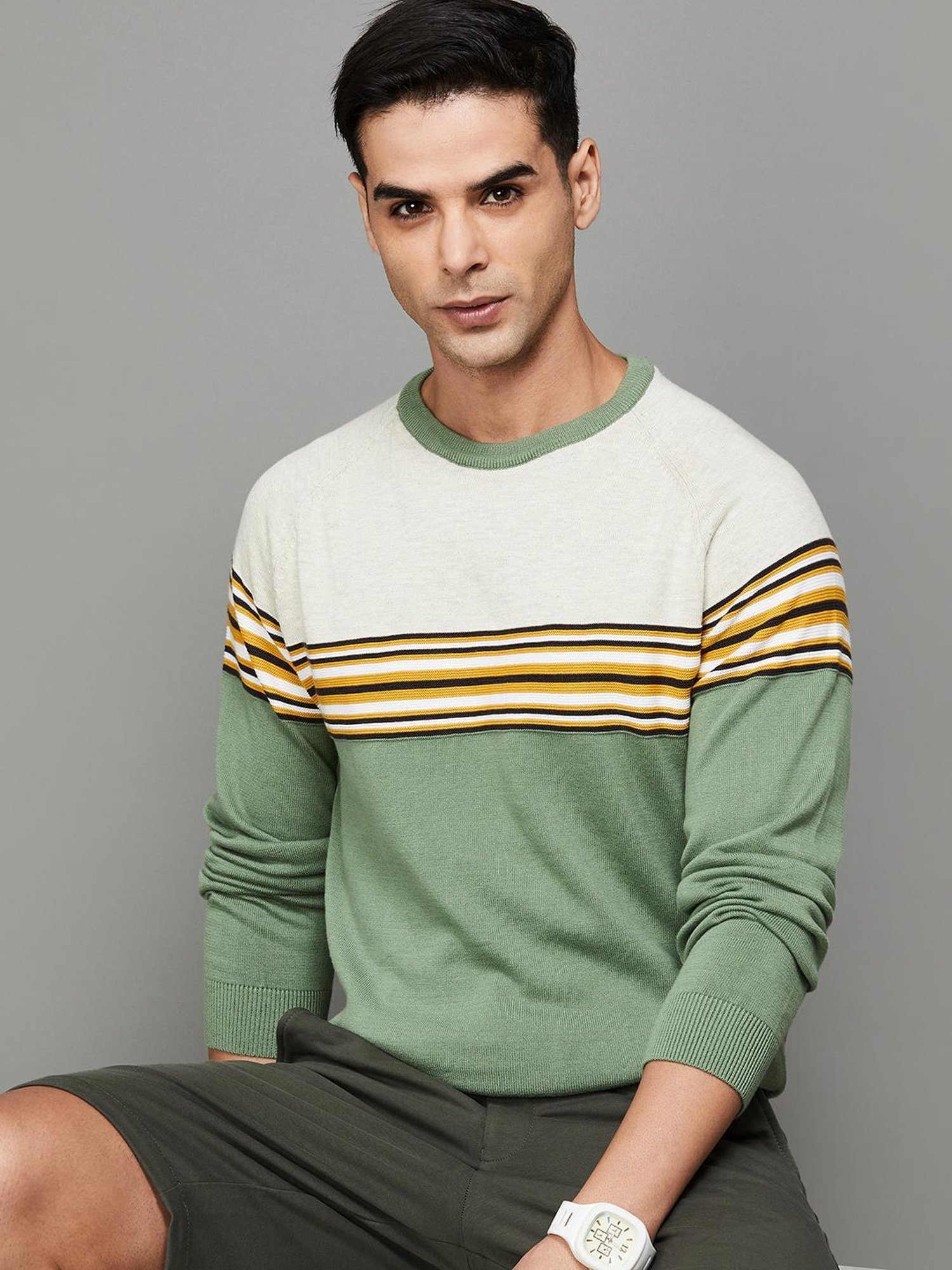 Code by Lifestyle Green & White Cotton Regular Fit Colour Block Sweaters