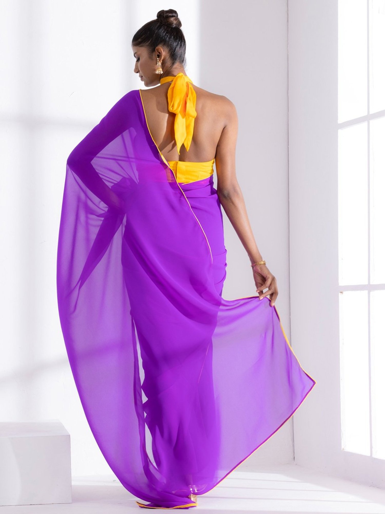 Swtantra Purple Plain Saree With Unstitched Blouse