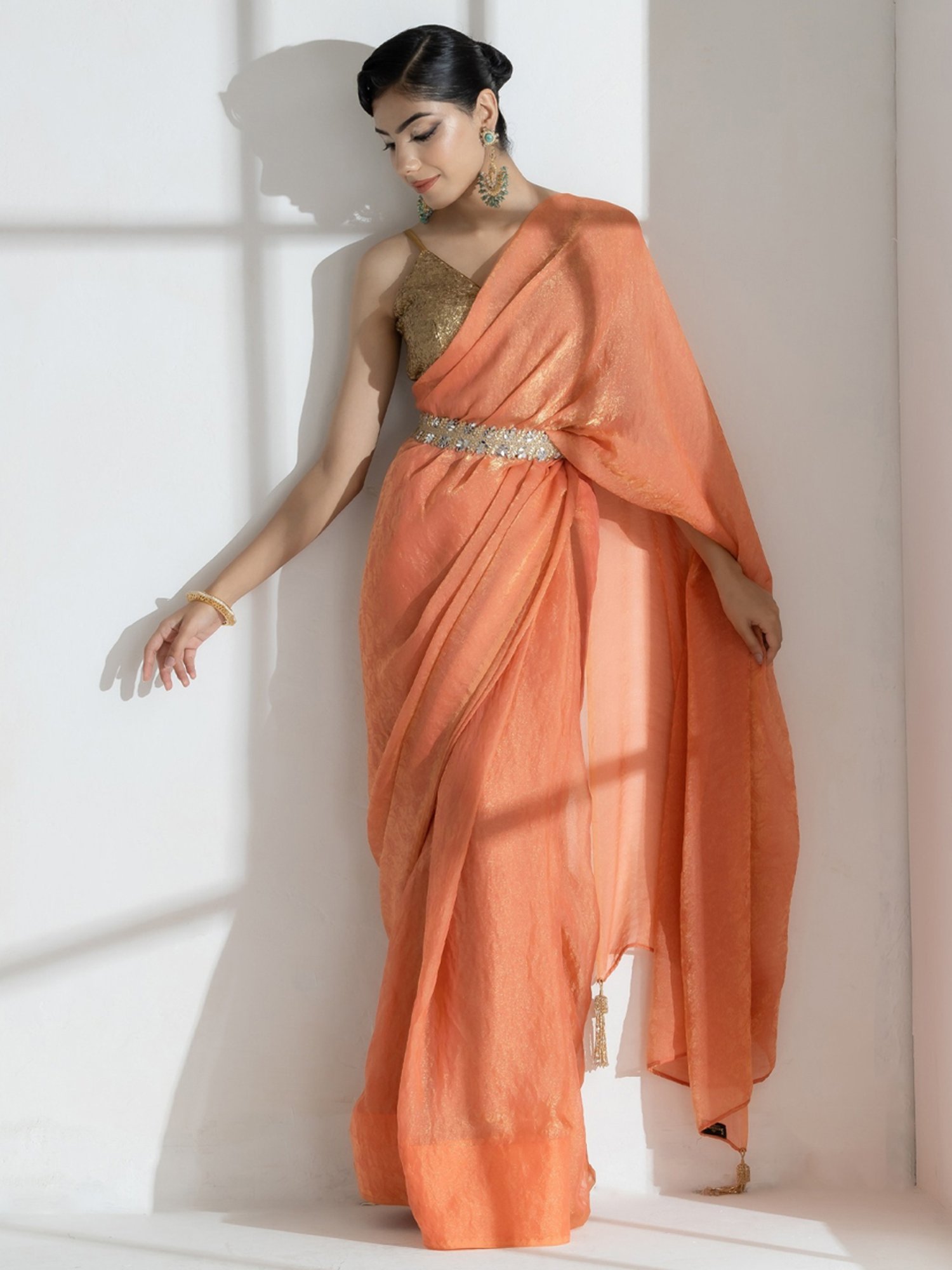 Swtantra Peach Woven Saree Without Blouse