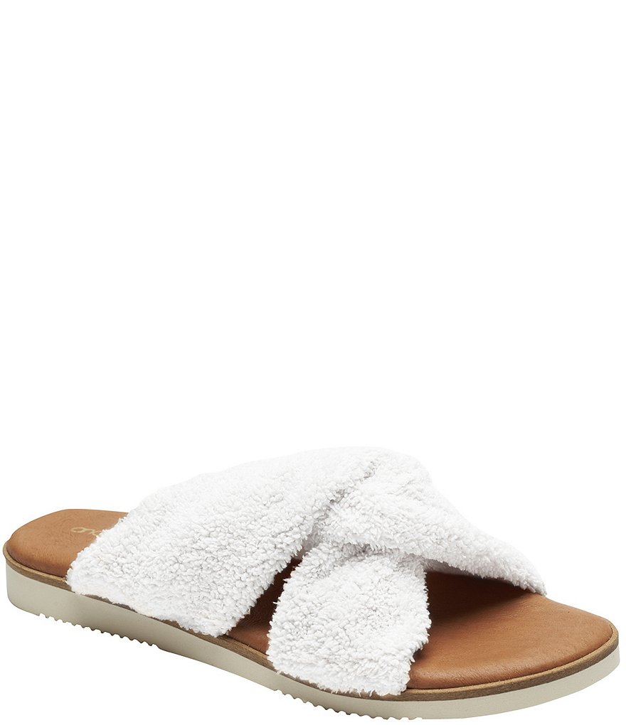 Andre Assous Tristan Featherweights&trade; Terry Cloth Slides