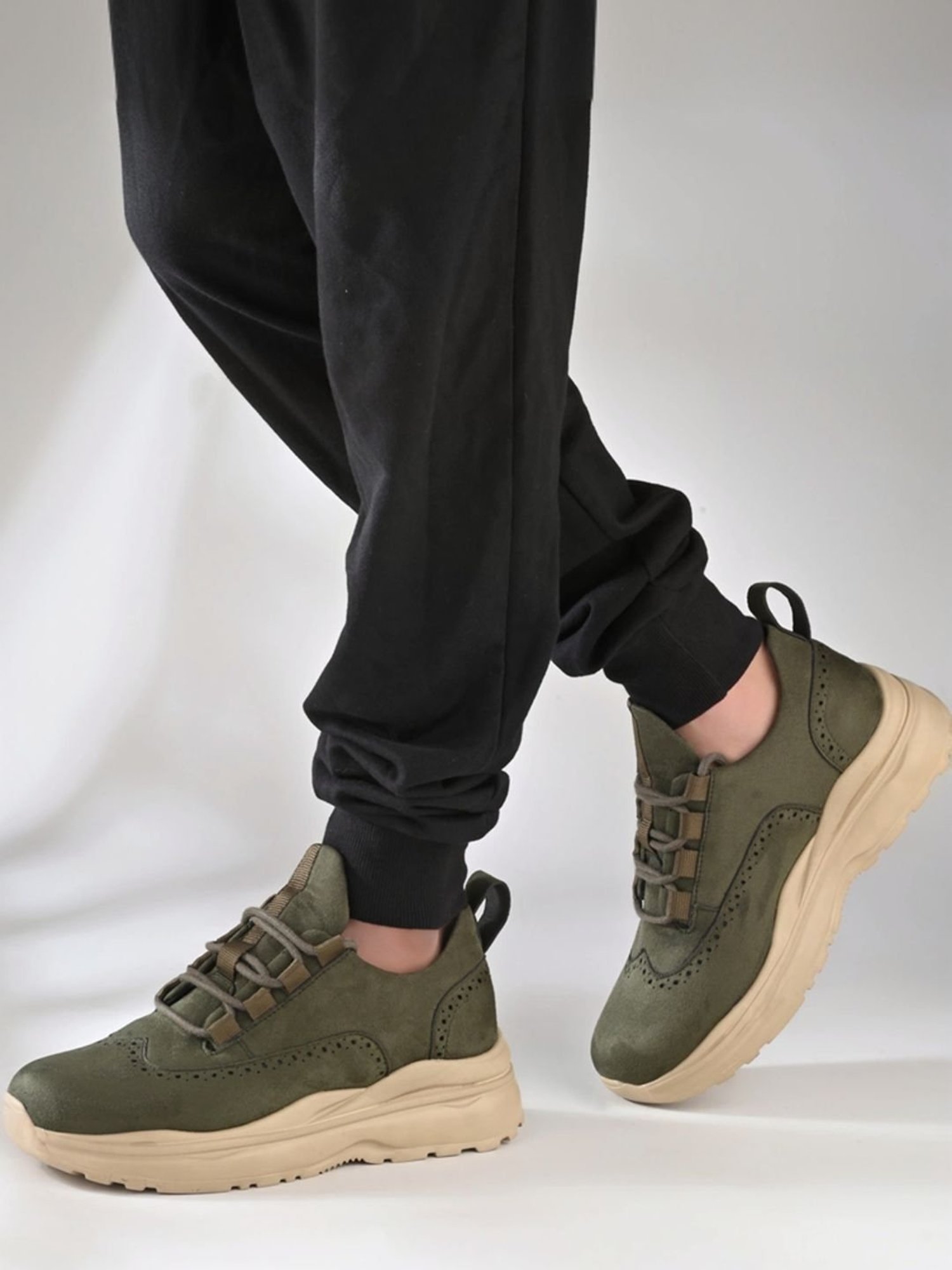 Hoversole Men's Gravity Green Casual Sneakers